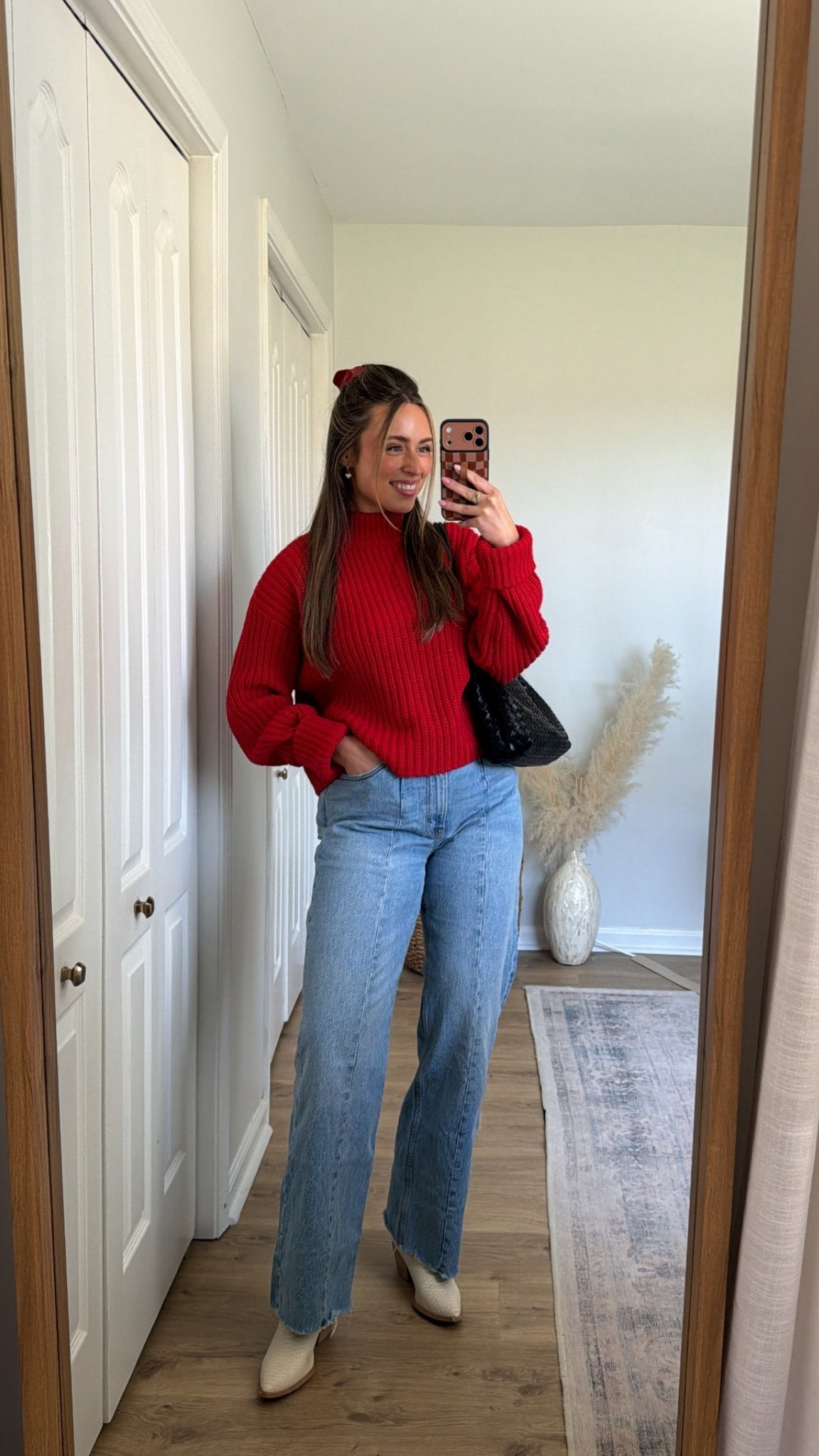 Sunday ootd feat. some of my fav jeans❤️ 

#LTKmorningroutine #LTKgrwm #LTKootd