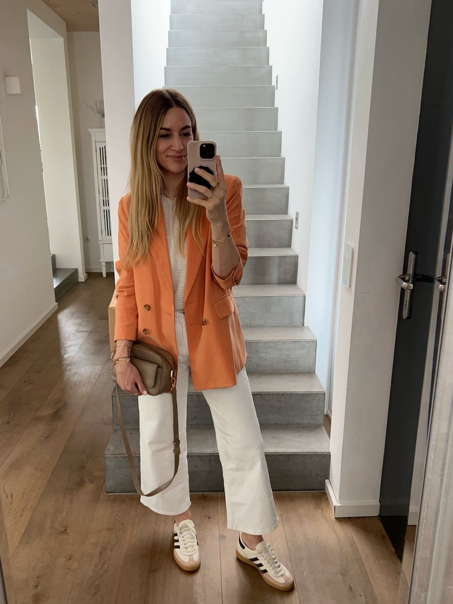 Power of a statement blazer 🧡

#LTKworkwear #LTKeurope #LTKdeutschland
