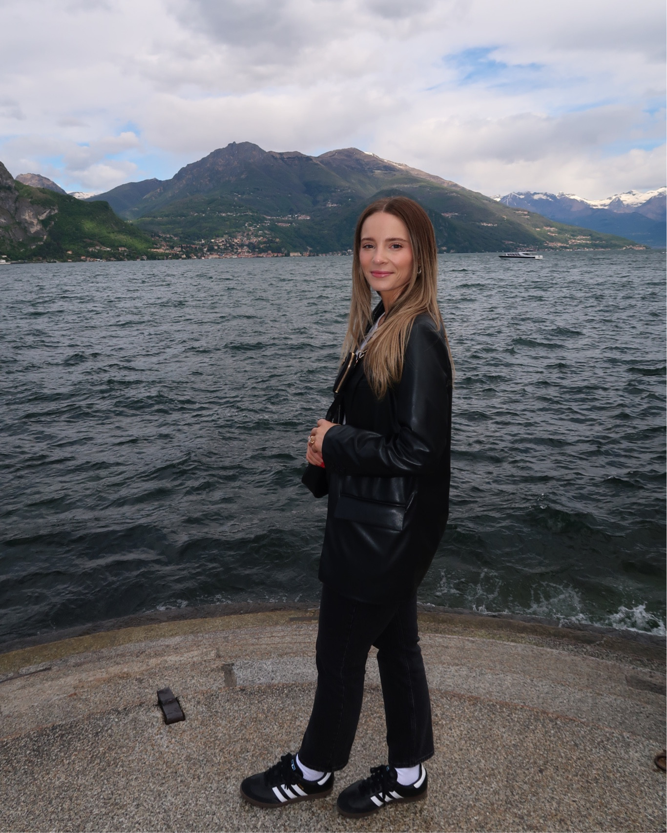 25 regular in curve love jeans, down 1/2 in adidas, exact blazer is an XS boyfriend blazer from Kathleen Posts Abercrombie collection, linking two similar options! 

#LTKfindsunder100 #LTKeurope #LTKtravel