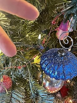 Pangda 65.6 Feet Christmas Tree Beads Garland Plastic Pearl Strands Chain for Christmas Wedding D... | Amazon (US)