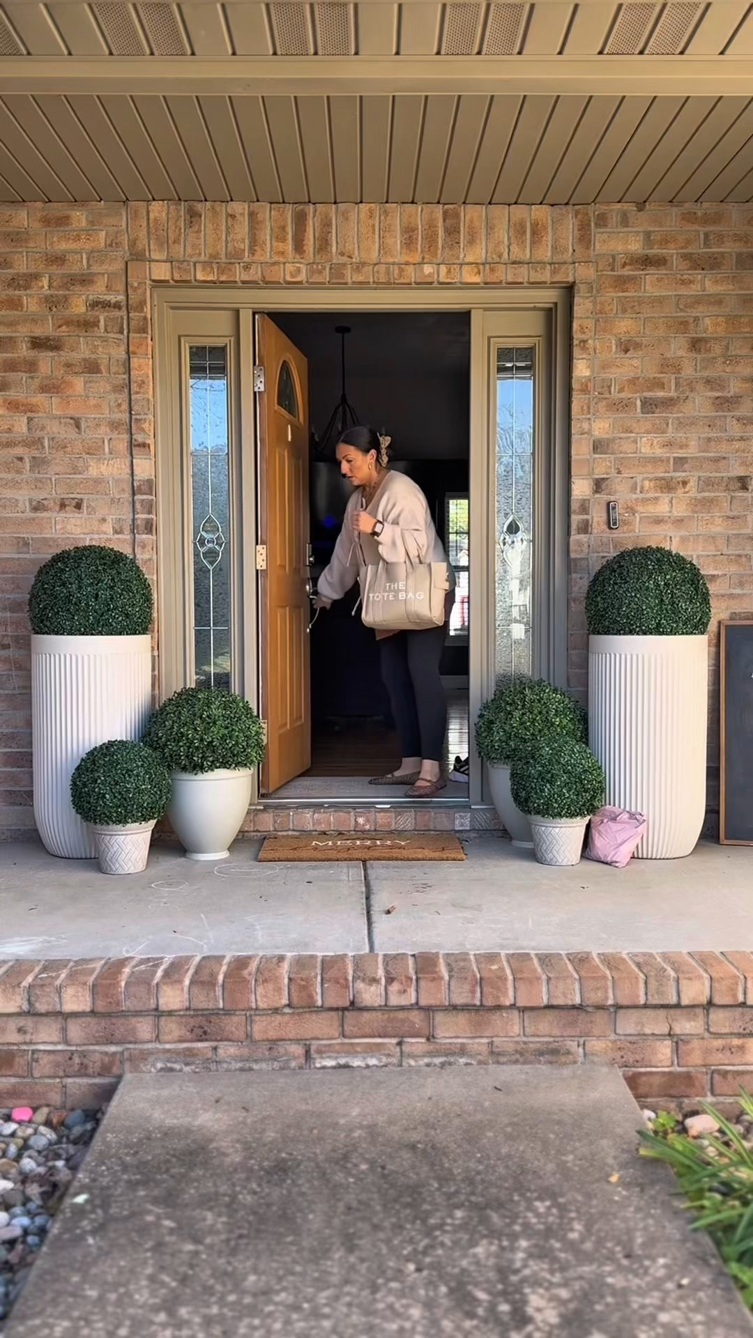 Quick, cozy and cute OOTD for running errands! 

#LTKStyleTip #LTKootd #LTKmomlife