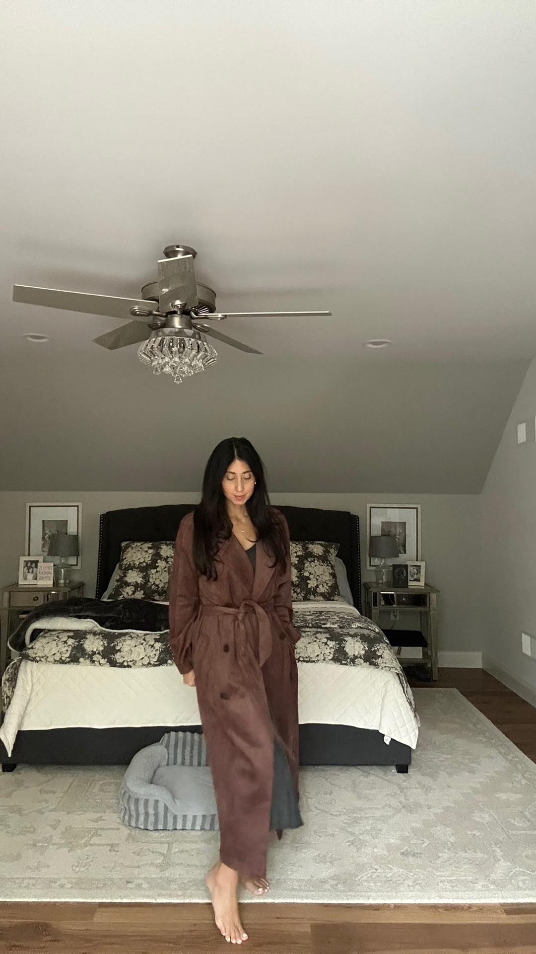 Everything on my Fall/Winter must-have list 🤎🩶💙 items fit tts
Grey ribbed cardigan: xs
Blue floral pleated skirt: xs
Brown suede skirt: 4
Ribbed mock neck tank: small
Brown suede trench coat: small
Brown belt: small
Grey pleated sweater dress: small
Burgundy polo sweater: small
Black jockey leggings: small
Green striped flannel pants: medium 

#LTKFindsUnder50 #LTKSeasonal #LTKWorkwear