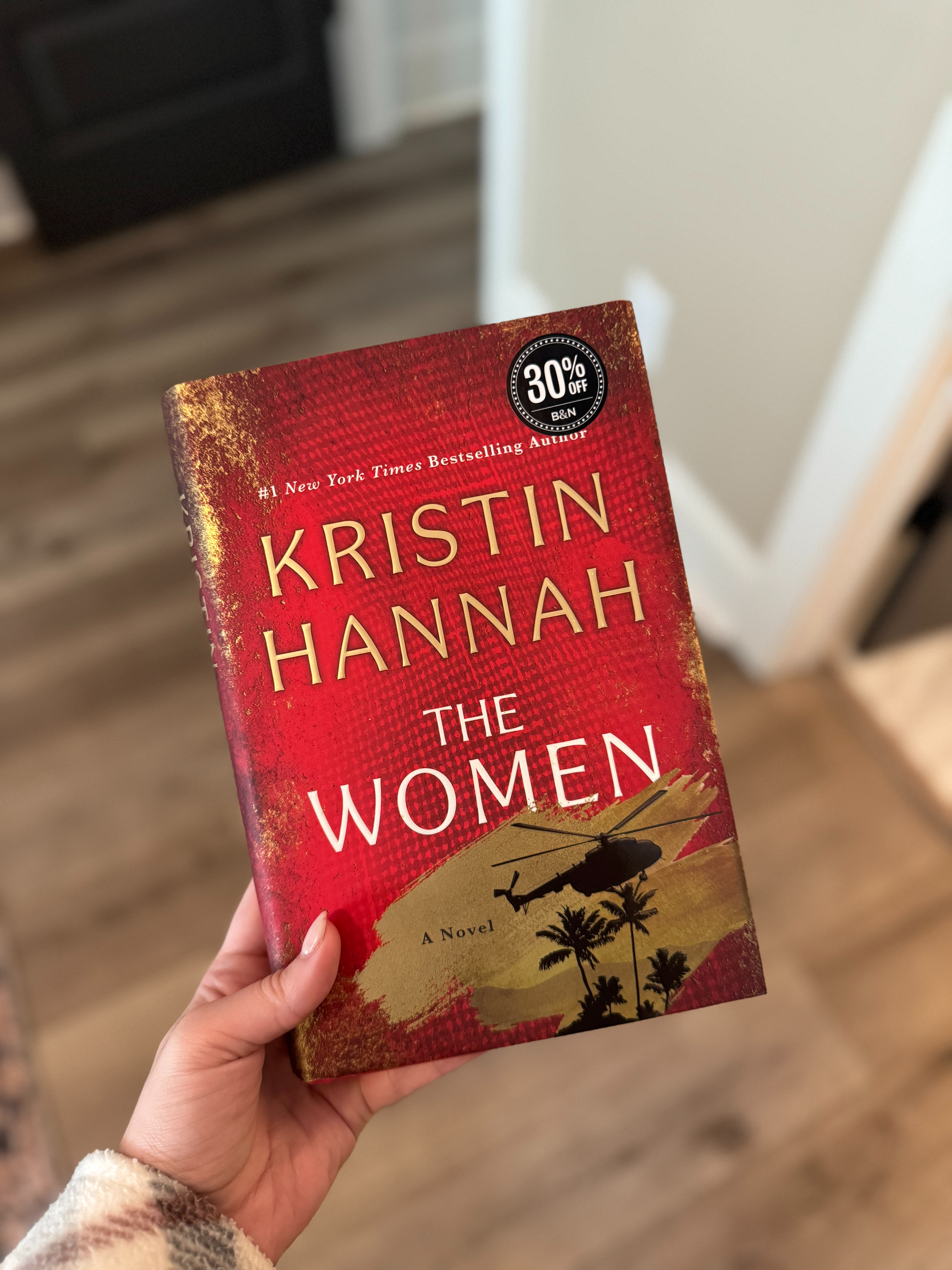 Another recent read 🤍 The Women by Kristin Hannah — so good!  

 