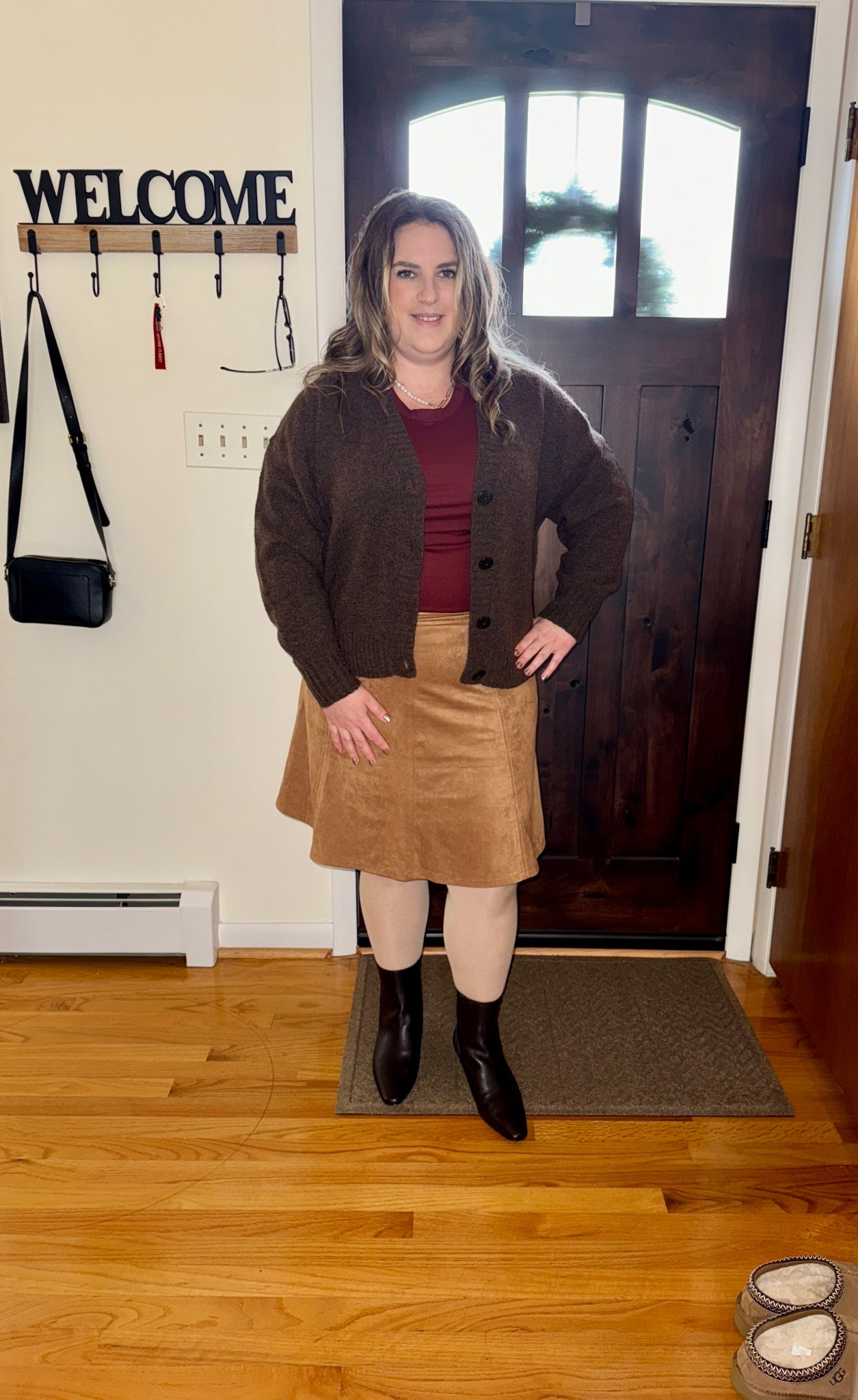 Thanksgiving outfit: cozy, comfy, and totally couch-nap approved 🤎✨ Linking everything on LTK!