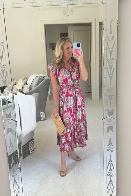 I love this floral dress because of the beautiful color, flattering fit and it’s perfect for spring the summer!  

Floral print maxi
Pamela Munson pearl clasp wicker clutch
Gucci mesh sandal 

#LTKover40 #LTKstyletip 

#LTKStyleTip #LTKSeasonal #LTKOver40