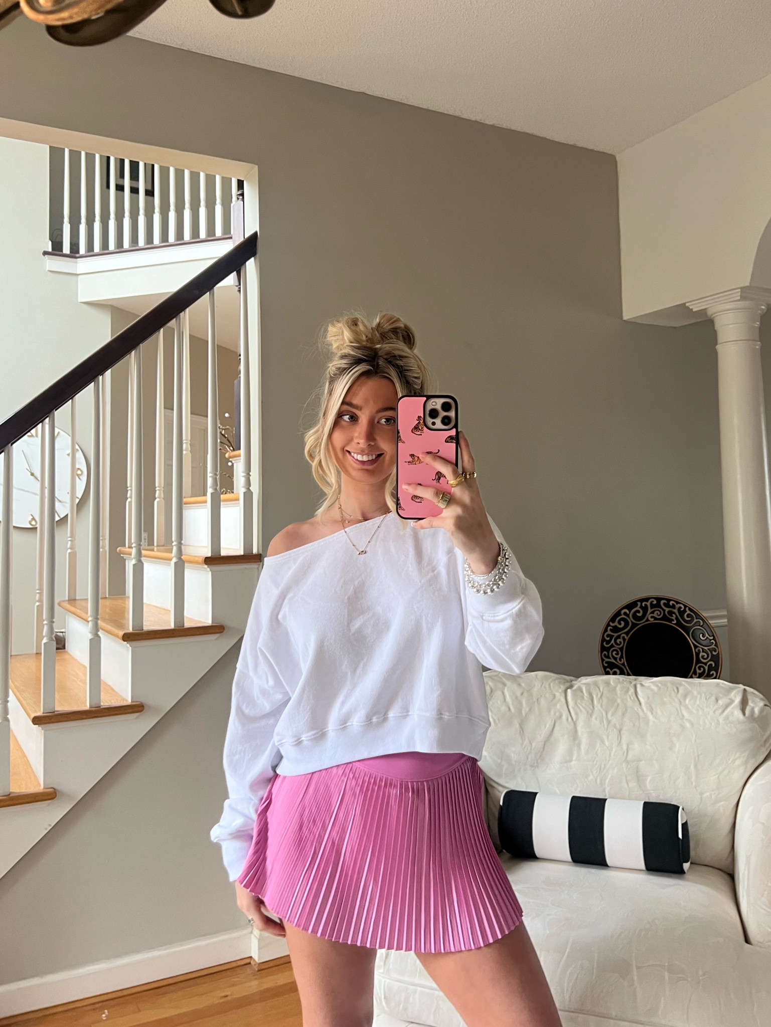 the cutest outfit!!! 
Hollister 


#LTKfindsunder50 #LTKU #LTKstyletip