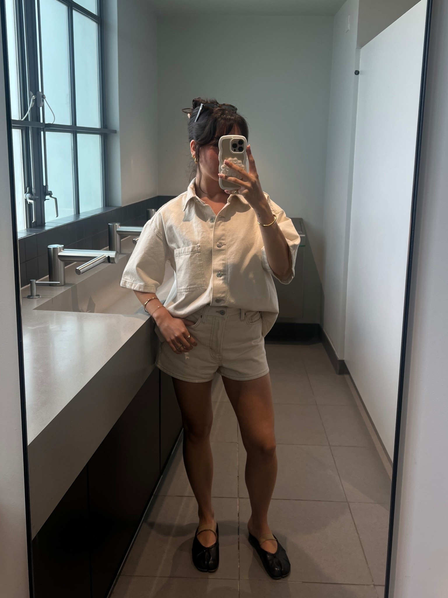 These shorts are so flattering btw!!

Heatwave office outfit, oversized denim shirt, denim shorts, co-ord

#LTKuk #LTKpetite #LTKsummer