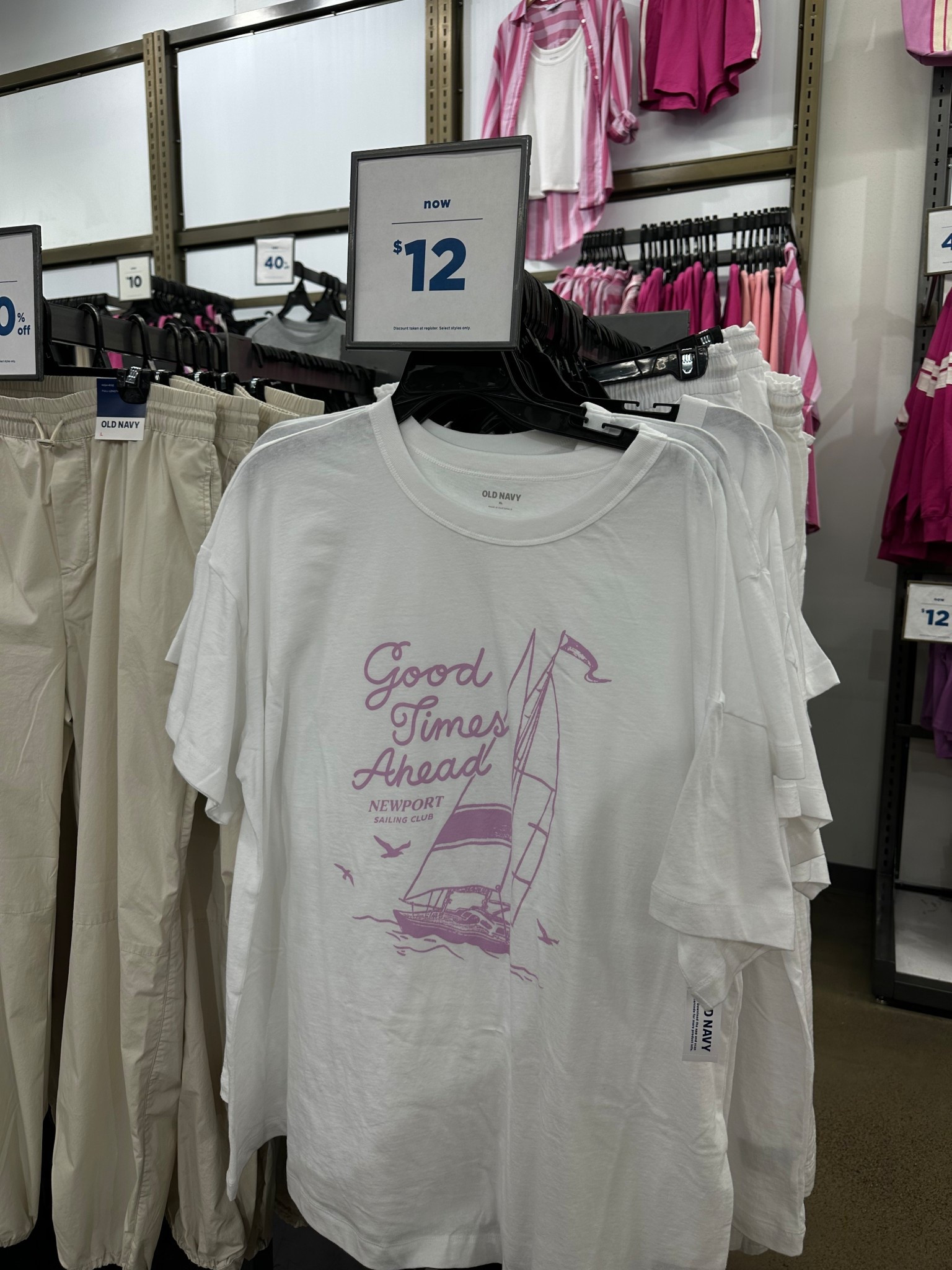 summery graphic tee ⛵️🩷

old navy
casual style
affordable fashion
spring fashion
summer fashionn

#LTKmomlife #LTKootd