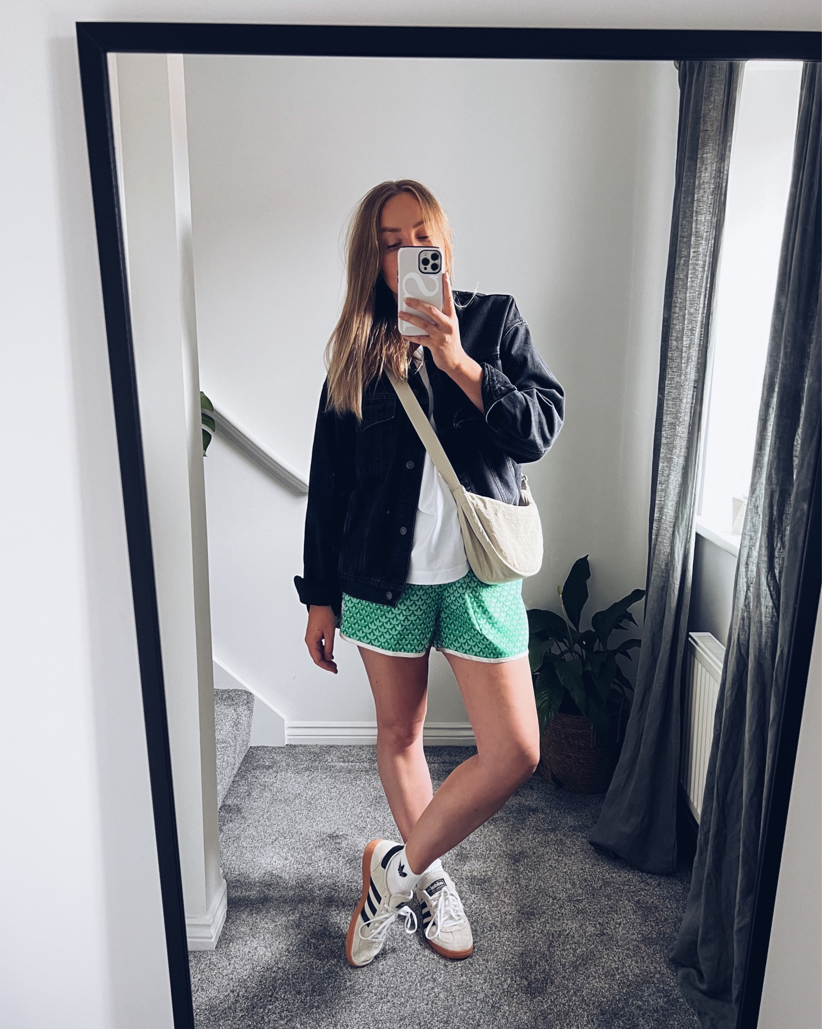 Less ath more leisure 

#LTKshoecrush #LTKeurope #LTKSeasonal