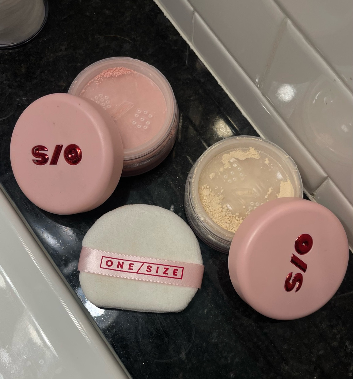 One size setting powder has been my go to lately #settingpowder #onesize #beauty #makeupfavorites #makeup #powder 

#LTKbeauty #LTKfindsunder50 #LTKMostLoved