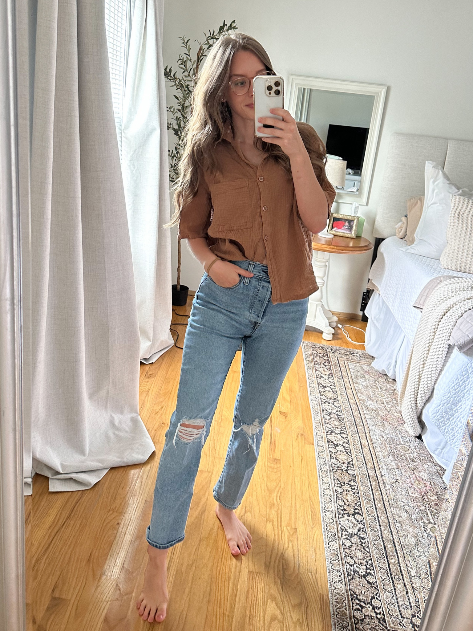 Favorite Levi jeans and Target top 

#LTKBacktoSchool #LTKSeasonal #LTKhome