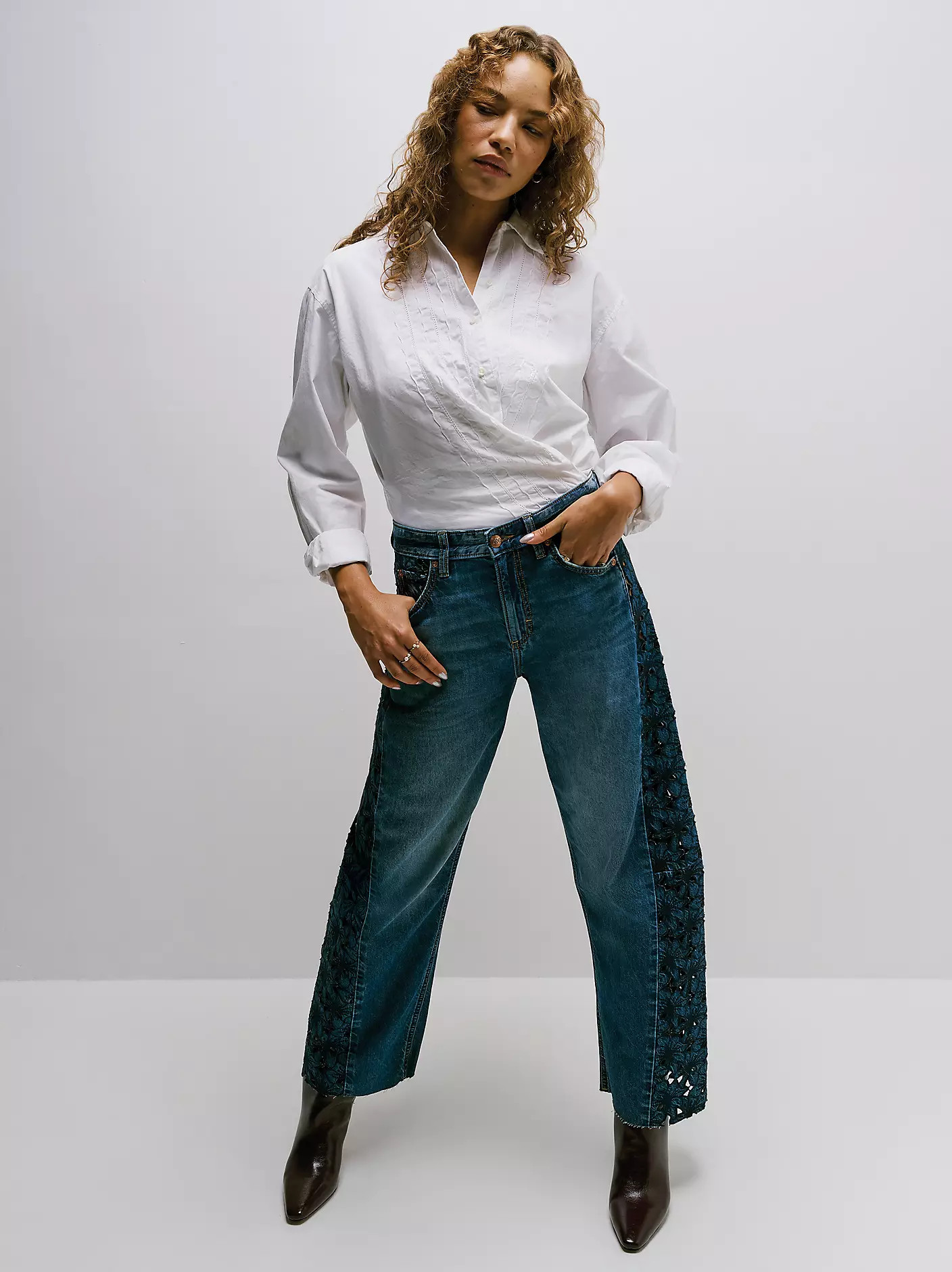 Women's 100% Cotton Lace Side Seam Low Slung Barrel Rider™ Jean | Lee Jeans