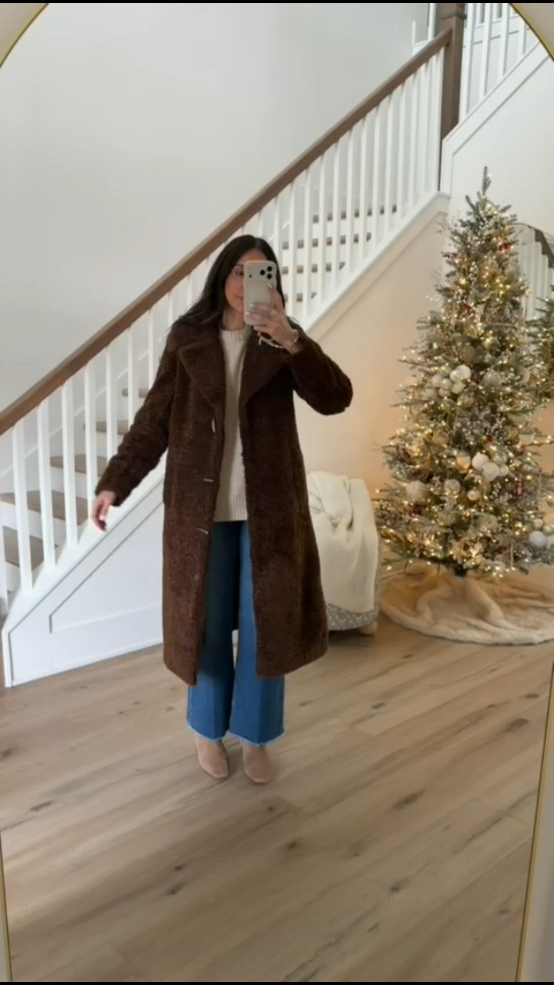 Teddy coat on sale, 40% off.
winter coat, long coat, warm coat, winter fashion, annabrstyle.

#LTKOver40 #LTKSaleAlert #LTKStyleTip