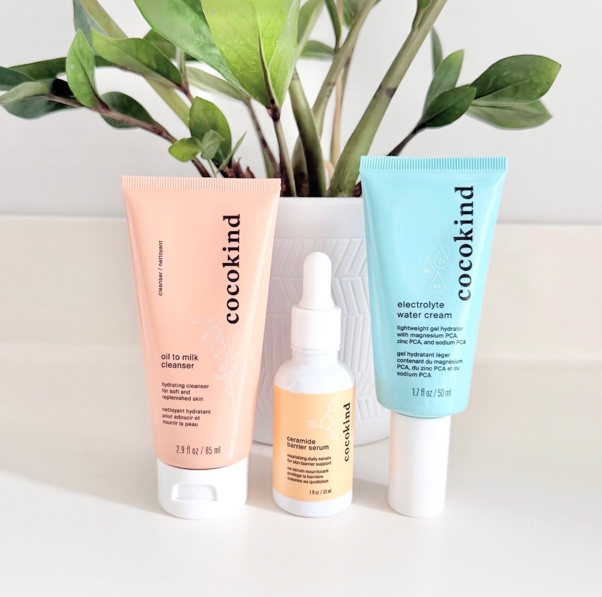 @cocokind
Calm & Hydrate Starter Set
$64.00

Set incudes:
- Oil to milk cleanser 
- Ceramide barrier serum 
- Electrolyte water cream 

Free shipping on $50+ orders 


#LTKBeauty