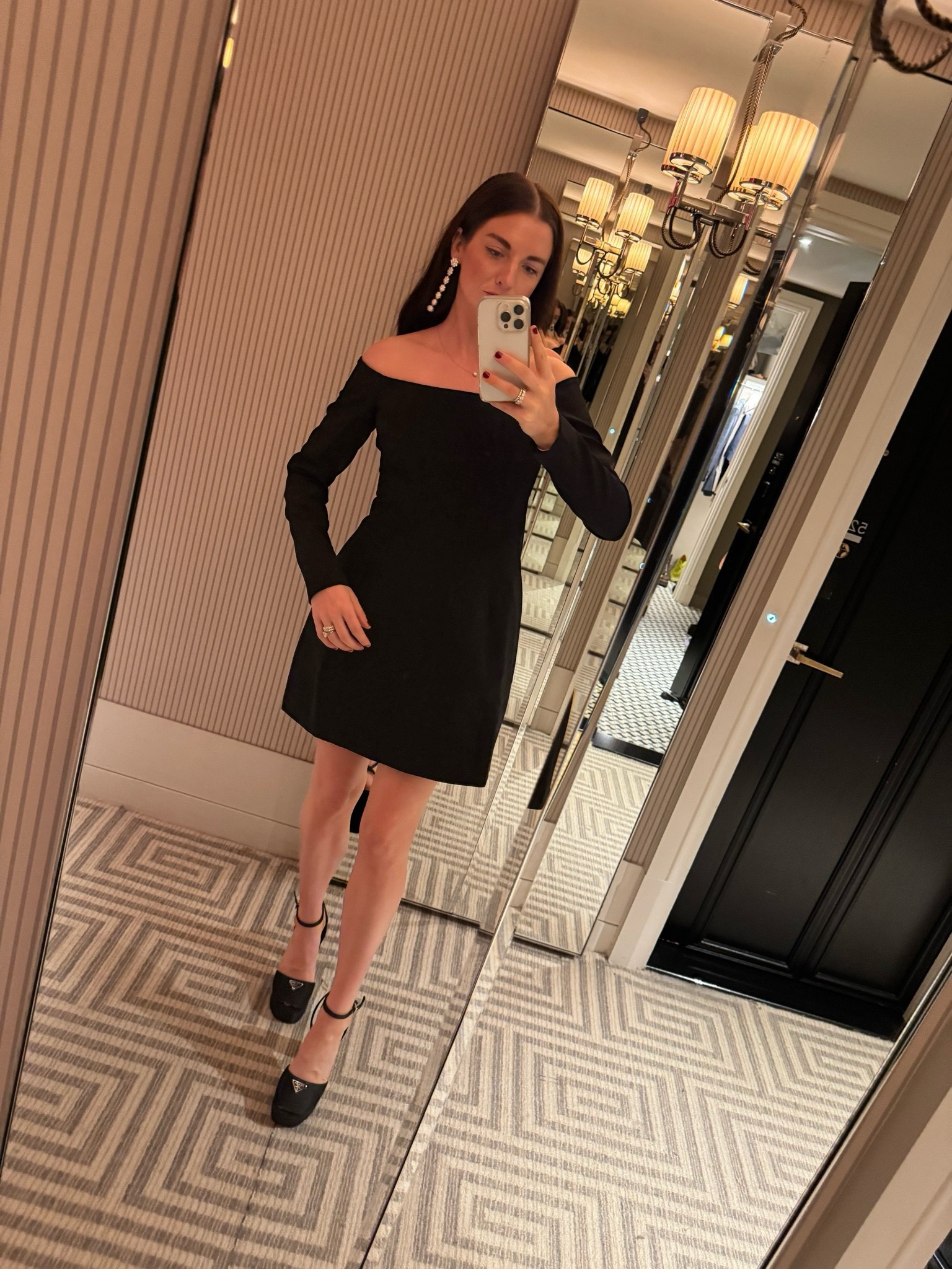 CODE: MERRY
20% Off Sitewide
25% off orders over $500
30% off orders over $1000