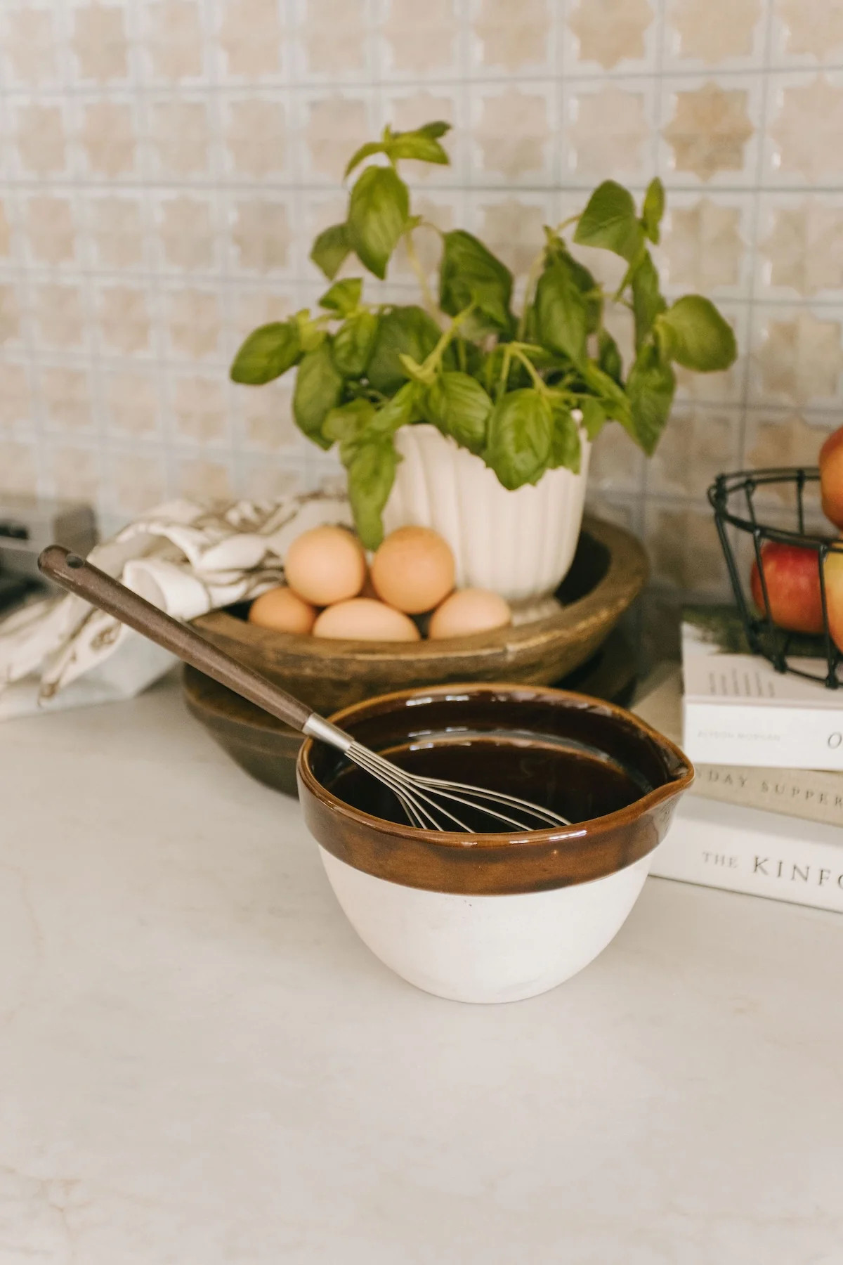 Stoneware Mixing Bowl with Glazed Rim | THELIFESTYLEDCO