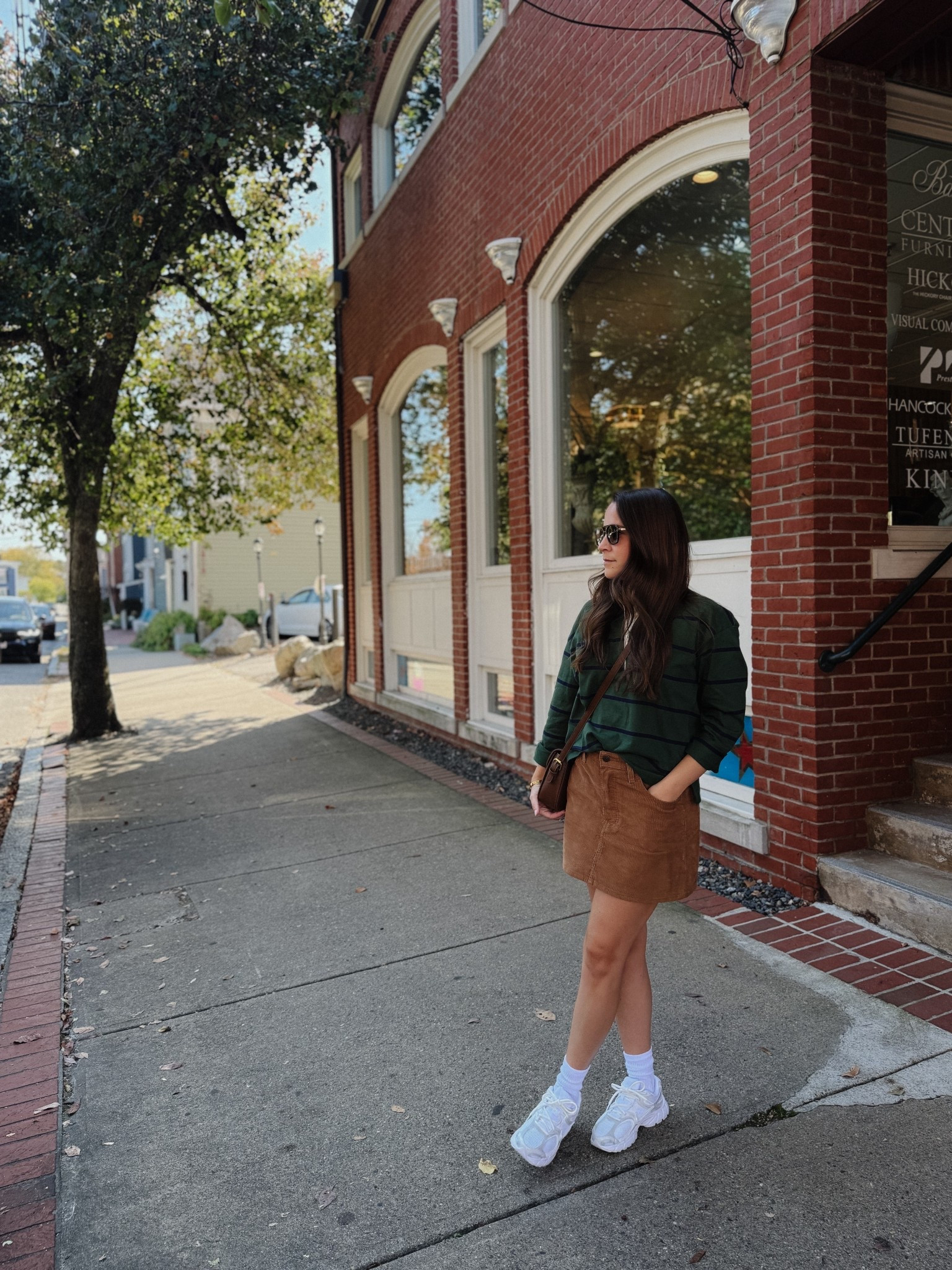 Fall Outfit - Strolling through Newbury Port, Massachusetts.

#falloutfit #falloutfitinpso #jcrew #levis #fallsneakers #eastcoastoutfit 

#LTKStyleTip #LTKFindsUnder50 #LTKSeasonal