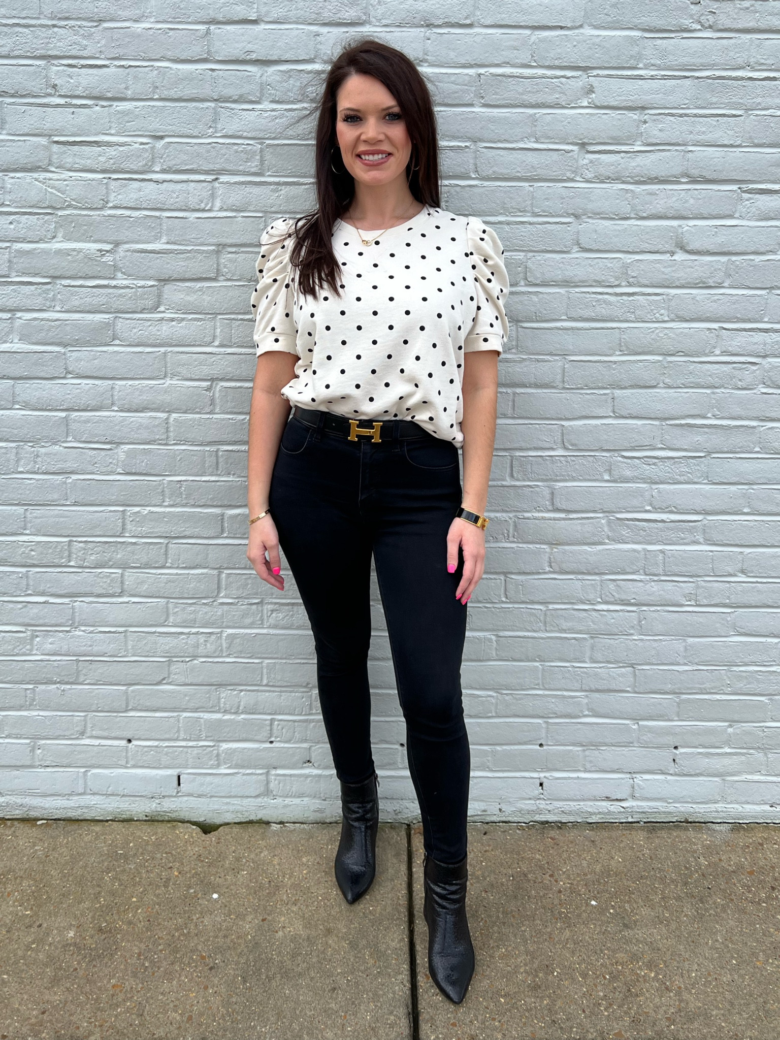 Happy Thursday! We have two days to go til the weekend! 

What are your weekend plans? 

Just when I thought I couldn't love these @american eagle jeans more! They are super comfortable 

Polka Dot / Work Wear / OOTD / Black & White / Black Boots / Belt / Casual Outfit / Work Inspo / Teacher Outfit / Fashion Inspo / Fashion Post / Winter Outfit/ January Fashion

#LTKfit #LTKstyletip #LTKcurves