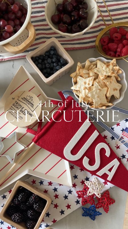 EATS \ Who’s ready to partayyyyy?🇺🇸 We are just a little over a week away! Let’s celebrate the 4th of July with a festive Charcuterie🇺🇸 Love how this star beauty turned out✨ Linking all my USA party favorites on my LTK shop: tray, napkins, star crackers, cookie cutters, flag and more❤️🤍💙


#LTKParties #LTKHome #LTKVideo
