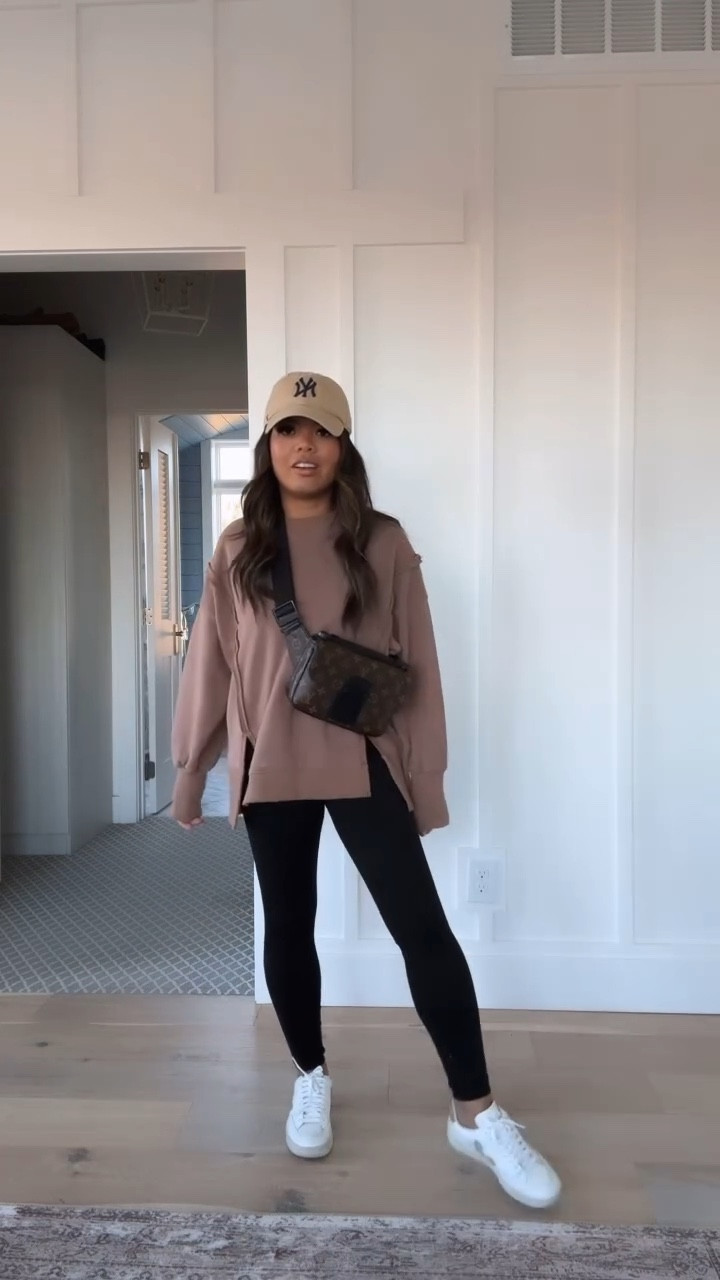 Amazon must have! Amazon fashion - moms sportswear - holiday gift guide for mom - Amazon finds 

#LTKGiftGuide #LTKFindsUnder50 #LTKOver40