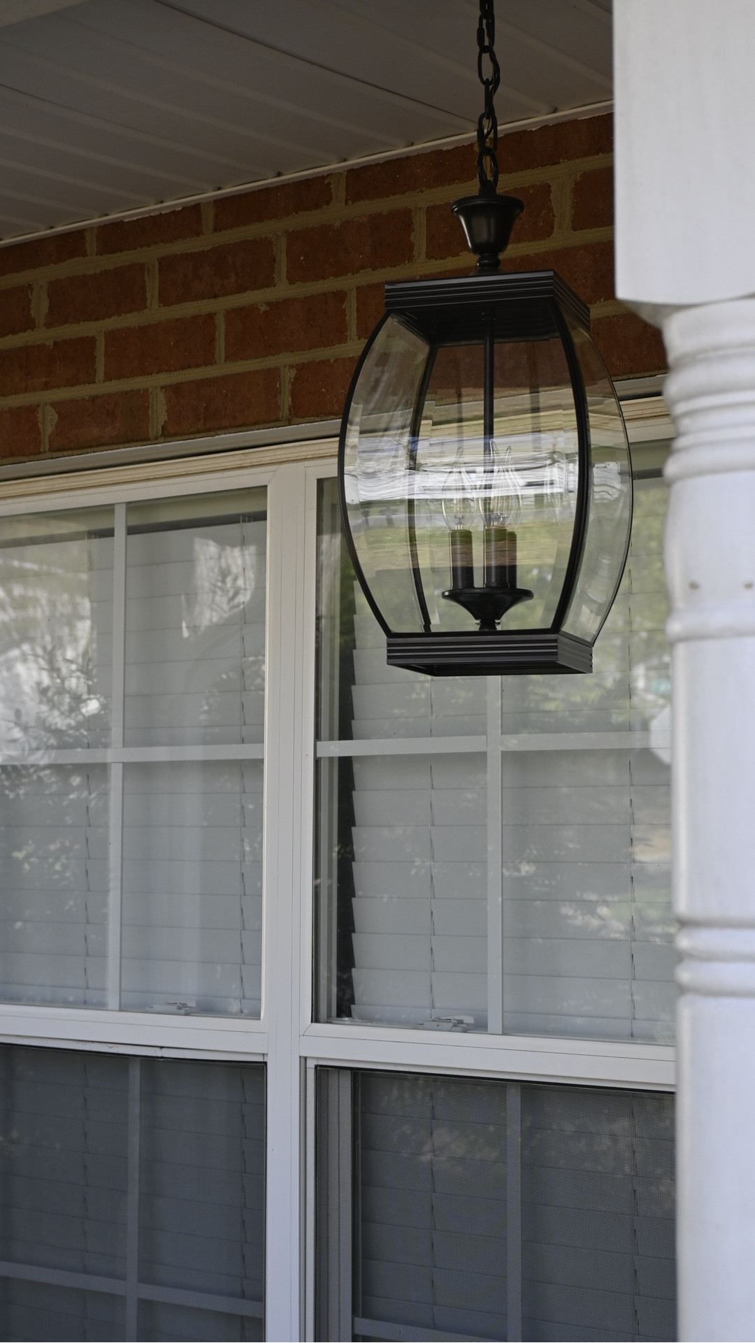 Spring porch refresh ☀️

@urbanambiance light fixture

#urbanambiancesocial

#LTKHome #LTKSeasonal