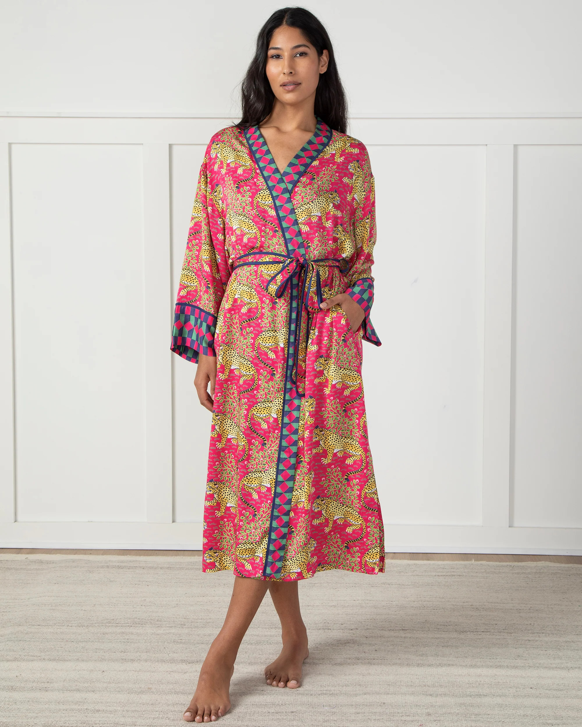 Bagheera - Eco Satin Robe - Hot Pink | Printfresh