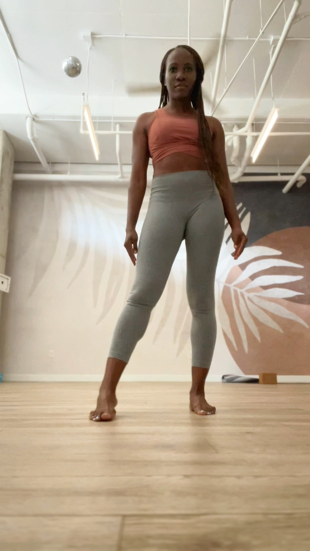 Finally sharing some yoga fashion! I took my first yoga class in years and absolutely loved it. Here’s what I wore! #fitness

#LTKStyleTip #LTKSeasonal #LTKFindsUnder100