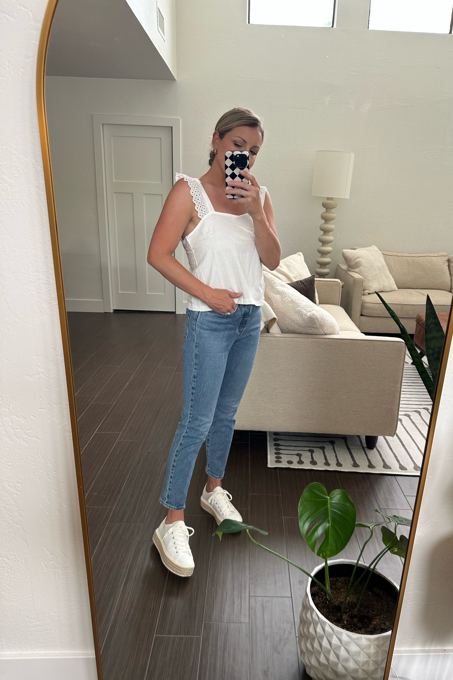 Super casual and effortless look  

#LTKunder100 #LTKSeasonal #LTKFind