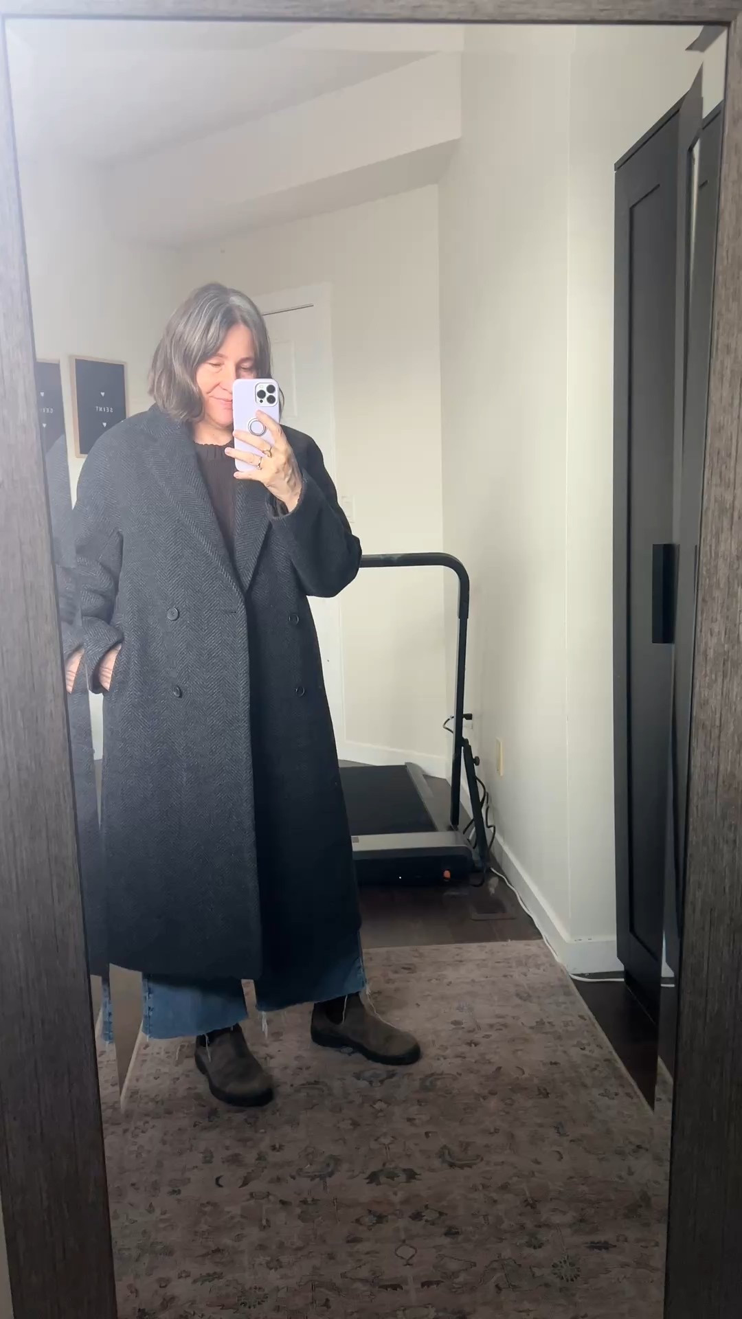 Aritzia Slouch Coat 
5’2 - 165 lbs 
Small regular length 


#LTKOver40 #LTKGiftGuide #LTKMidsize