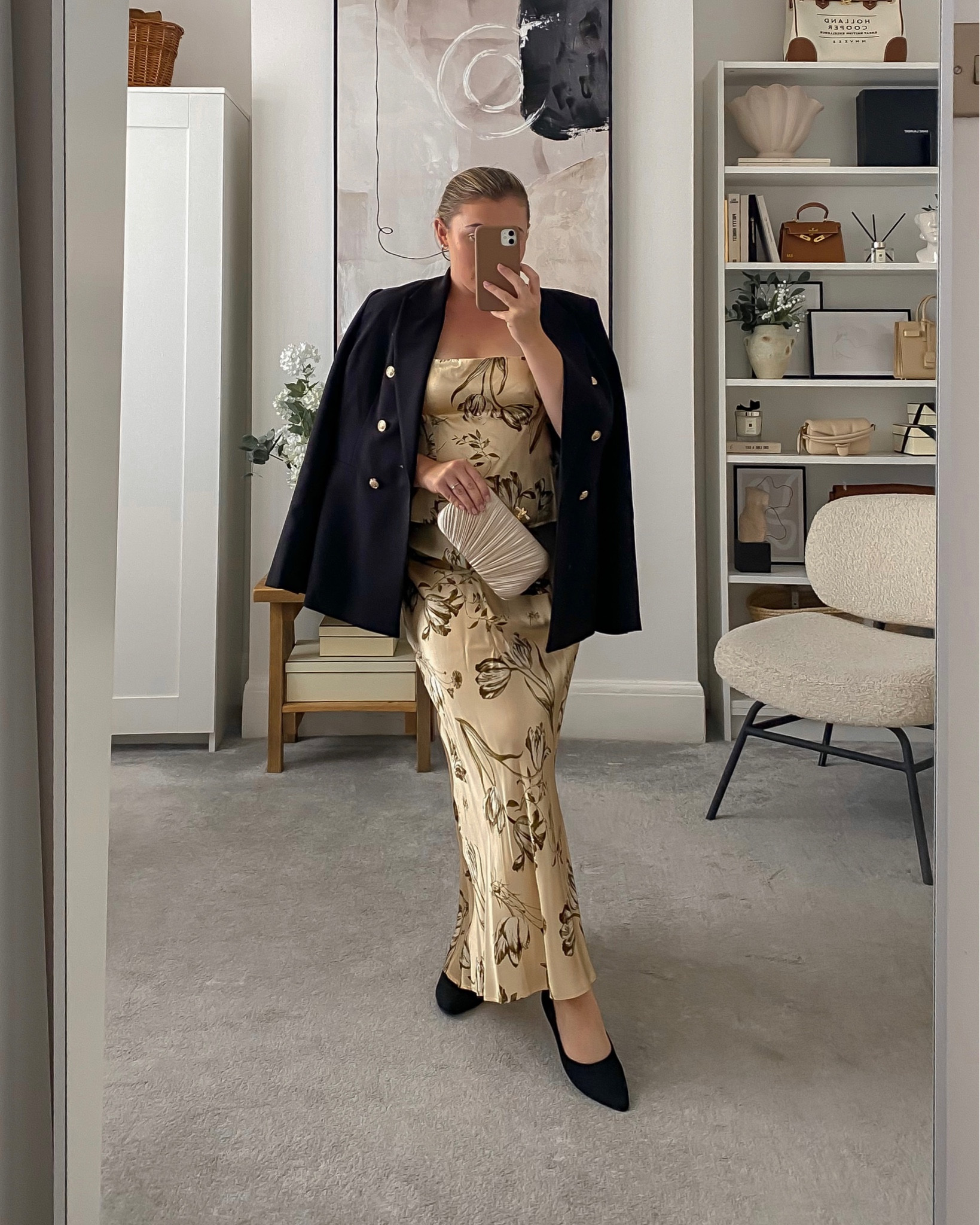 Ways to wear a silk skirt for autumn 