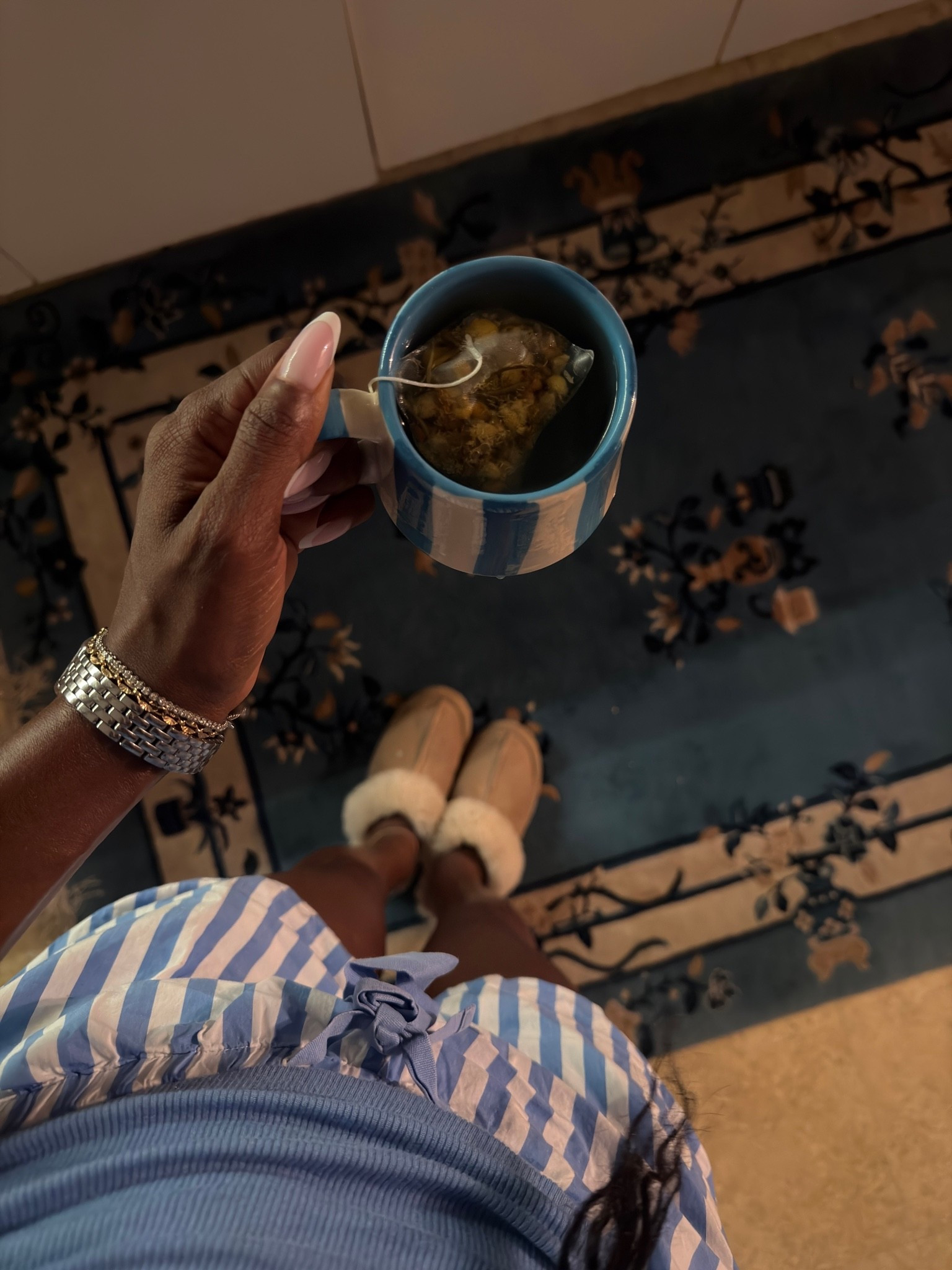Morning tea in my favorite mug 🤍

#LTKdayinmylife
