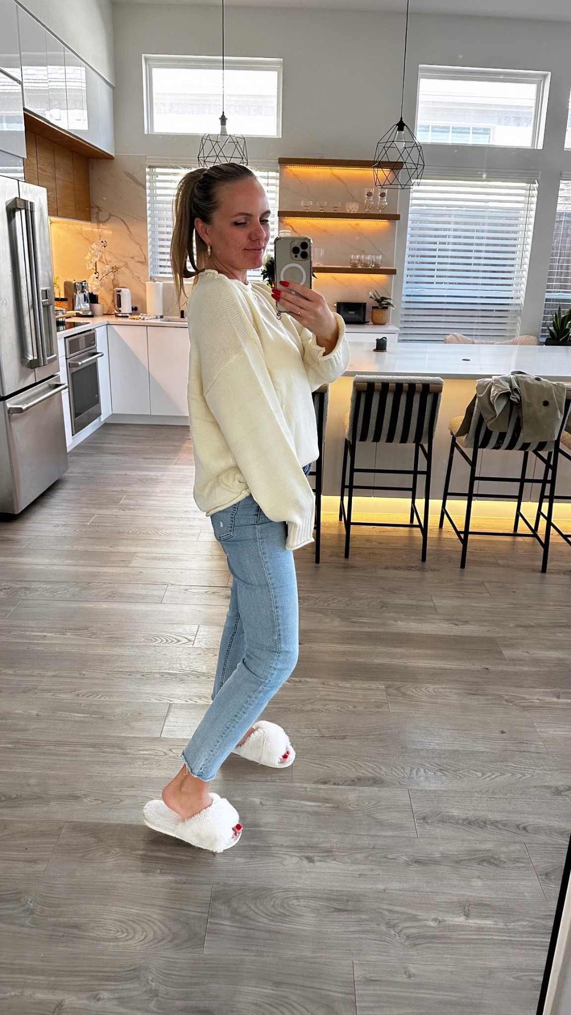 Just received this sweater 🤍
Looks just like the J.Crew roll-neck, but almost 4 times cheaper 😳

#LTKootd #LTKmomlife #LTKSeasonal