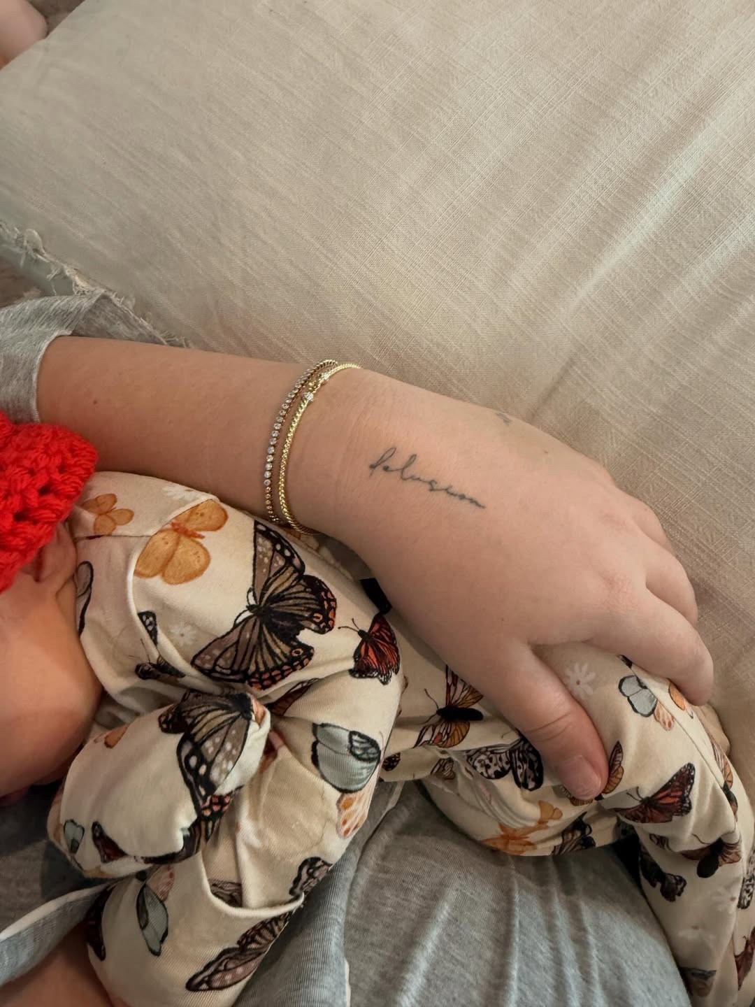 Baby Sloane 🦋👼🏼☁️ Comfy pjs, nursing favorites ootd
Nap trapped, blessed, and feeling showered with love.
-
-
-
midsize, midsize mom, postpartum, nursing, nursing mom, newborn, mom life


#LTKBaby #LTKSeasonal #LTKmomlife

#LTKBaby #LTKMidsize #LTKmomlife