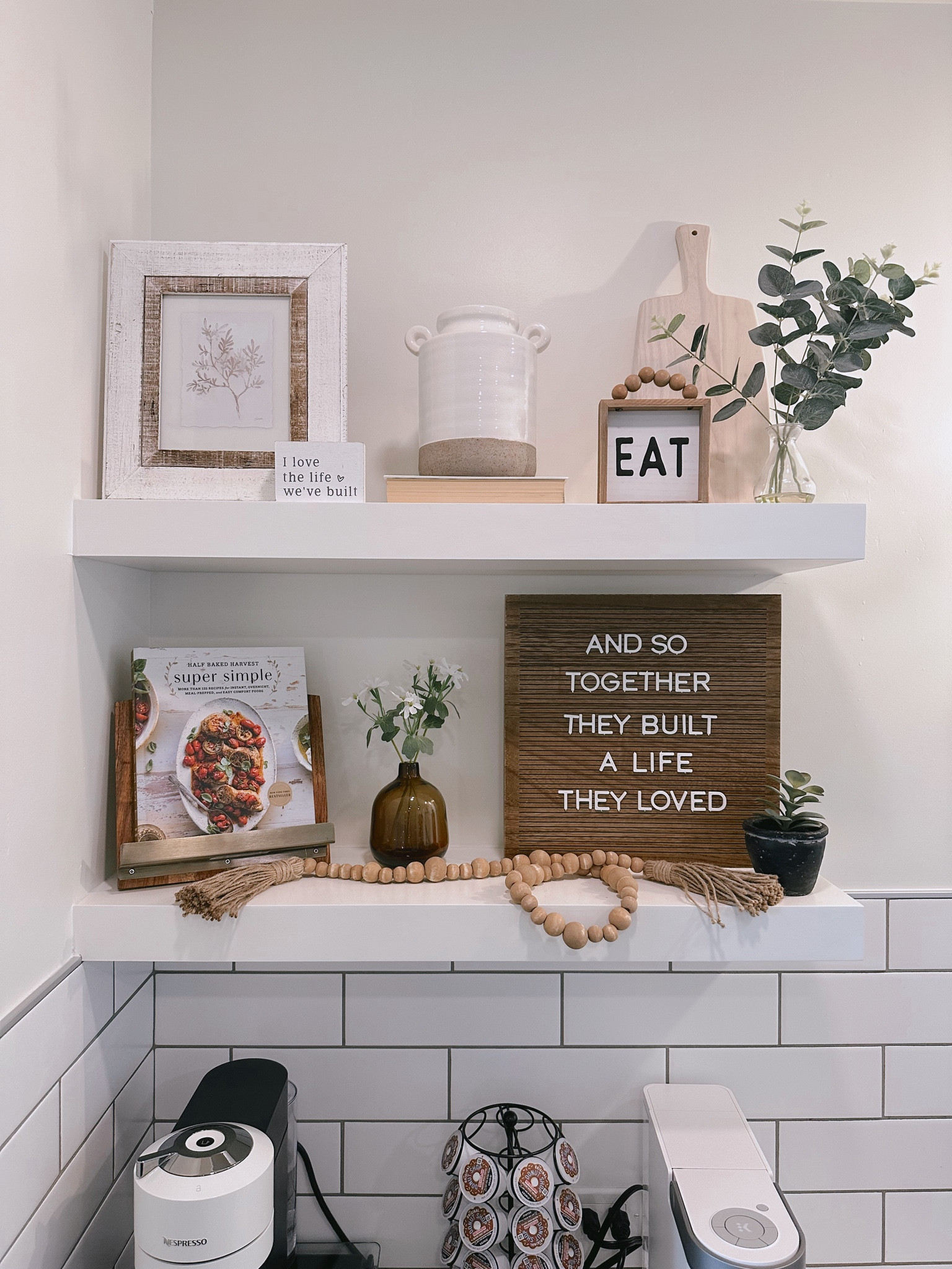 floating shelves | home decor | shelf decor

#LTKHome