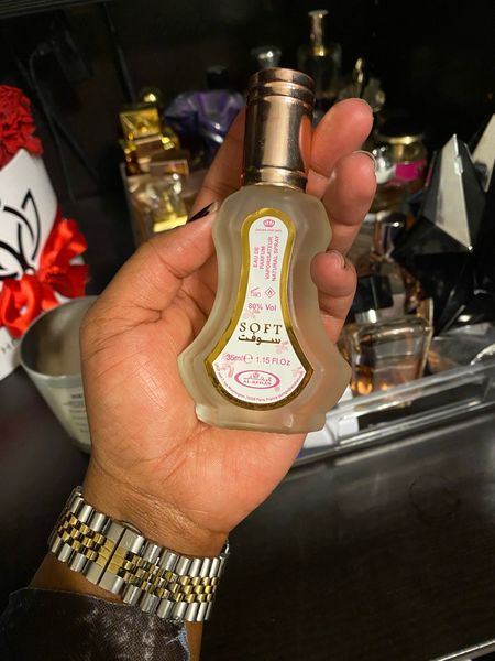 The bottle is as cheap as they come BUT the smell is a 10 🔥!

Think powdery vanilla meets lemon pound cake🤤. If that’s your vibe, shop it now! #ltkscents #ltkperfume

#LTKfindsunder50 #LTKSeasonal