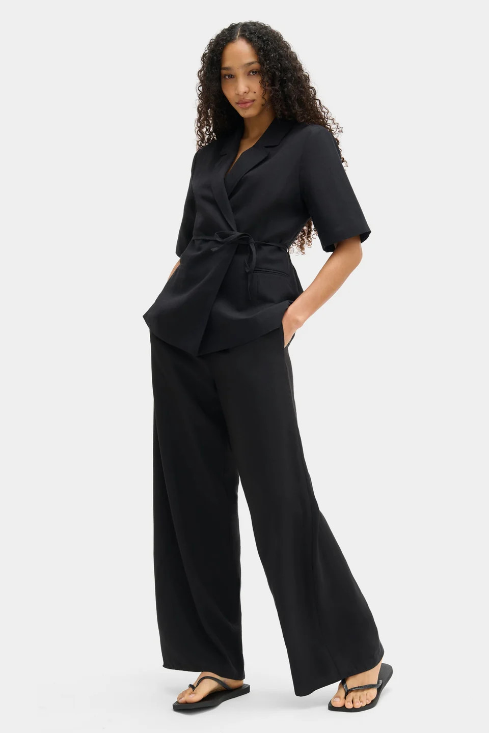 ALIGNE Linen Blazer - Black | Carrie | ALIGNE UK & EU