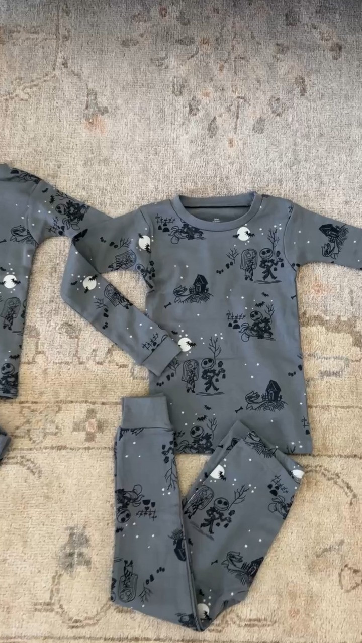 Jack skellington 💀

monica + andy, monica & andy, disney pjs, pjs, toddler pjs, jack skellington, nightmare before xmas, character shop, boy mom, grace white

#LTKootd #LTKSeasonal #LTKKids