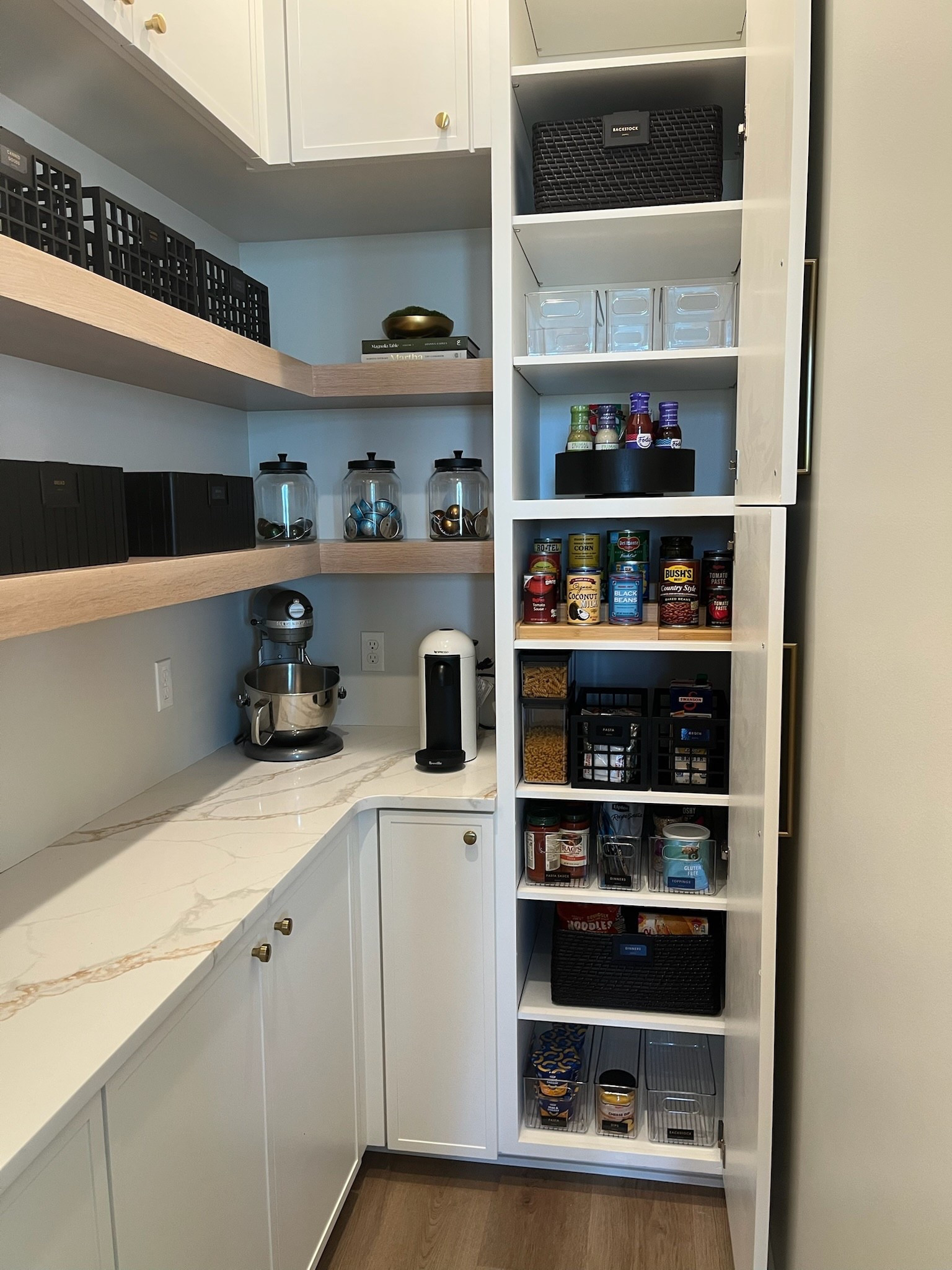 Black Pantry Organization! 🖤🤍😍

#LTKHome #LTKFamily