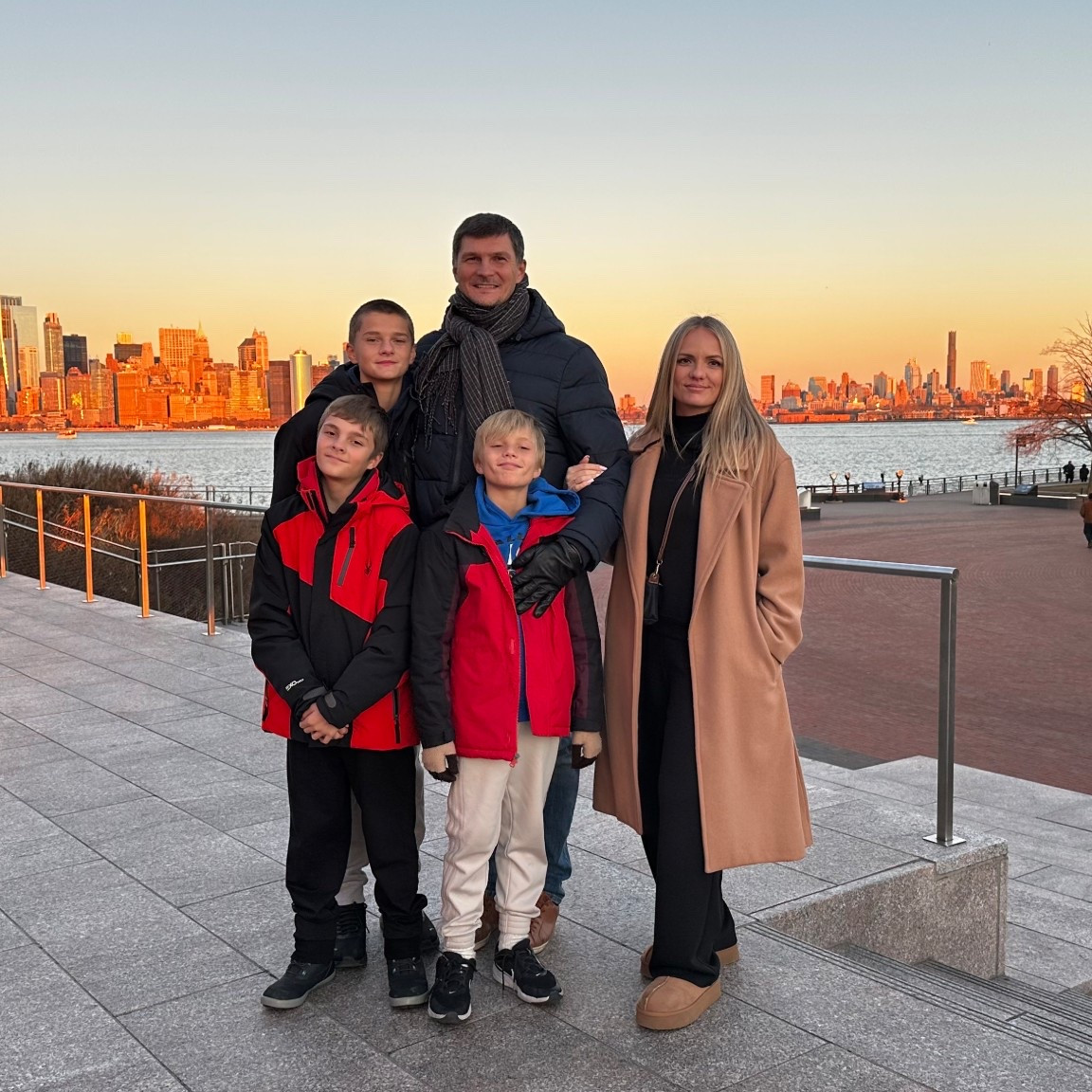 Camel coat
Ugg dupes

#LTKGiftGuide #LTKCyberWeek #LTKHoliday