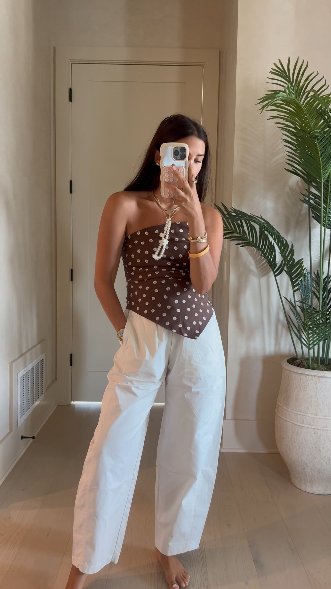 Top: small
Pants: small
(Blameitondede)

#abercrombiepartner @abercrombie

Dressupbuttercup.com #dressupbuttercup #dederaad

#LTKSaleAlert #LTKFindsUnder100 #LTKSeasonal