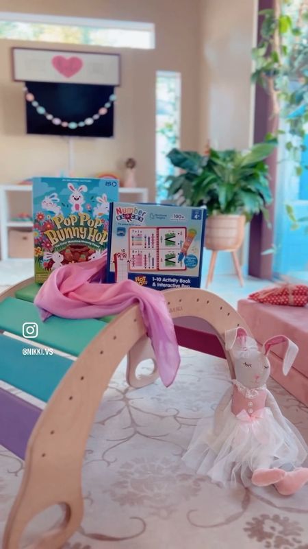 A few great additions to your play space from Educational Insights….

🐰Pop Up Bunny Hop game
🐰Hot Dots 1-10 Activity Book & Interactive Pen

Happy Easter! 🐣🐇🐰 💫



#LTKkids #LTKfamily #LTKU