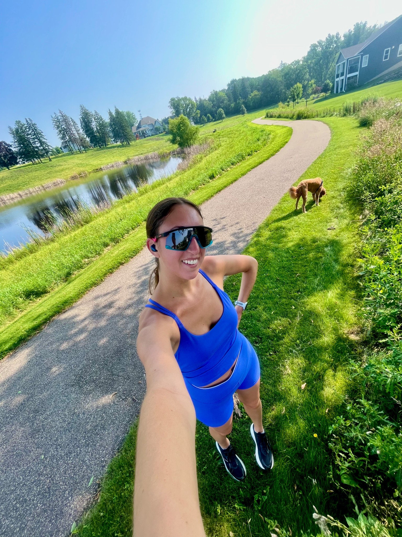 Love this set from Fabletics! Wearing a small on top and medium bottoms. They don’t have the same color for the top, so I tagged some other good options as well!

#LTKActive #LTKStyleTip