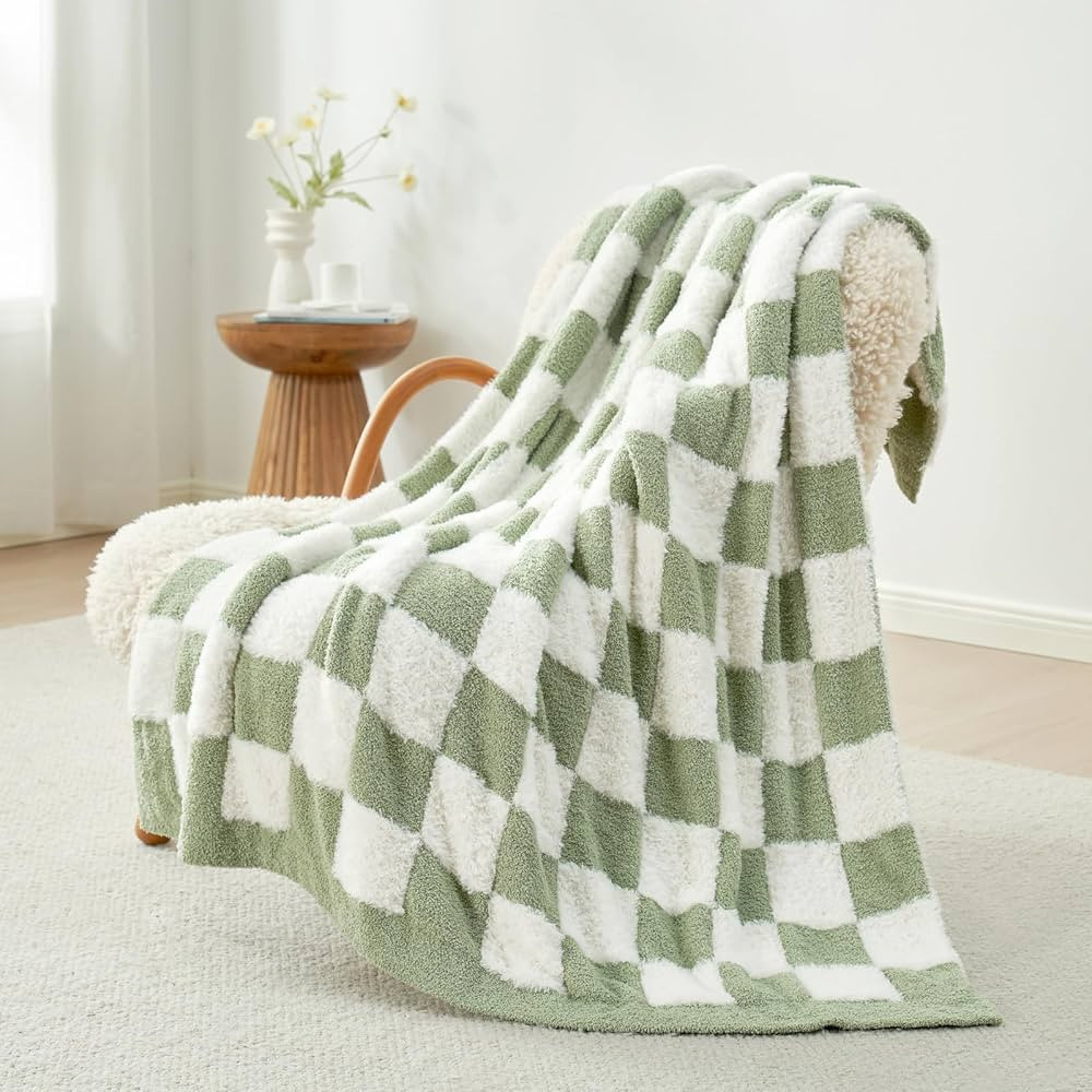 Snuggle Sac Sage Green Checkered Throw Blanket Faux Fur Knitted with Microfiber Yarn, Cozy Soft W... | Amazon (US)