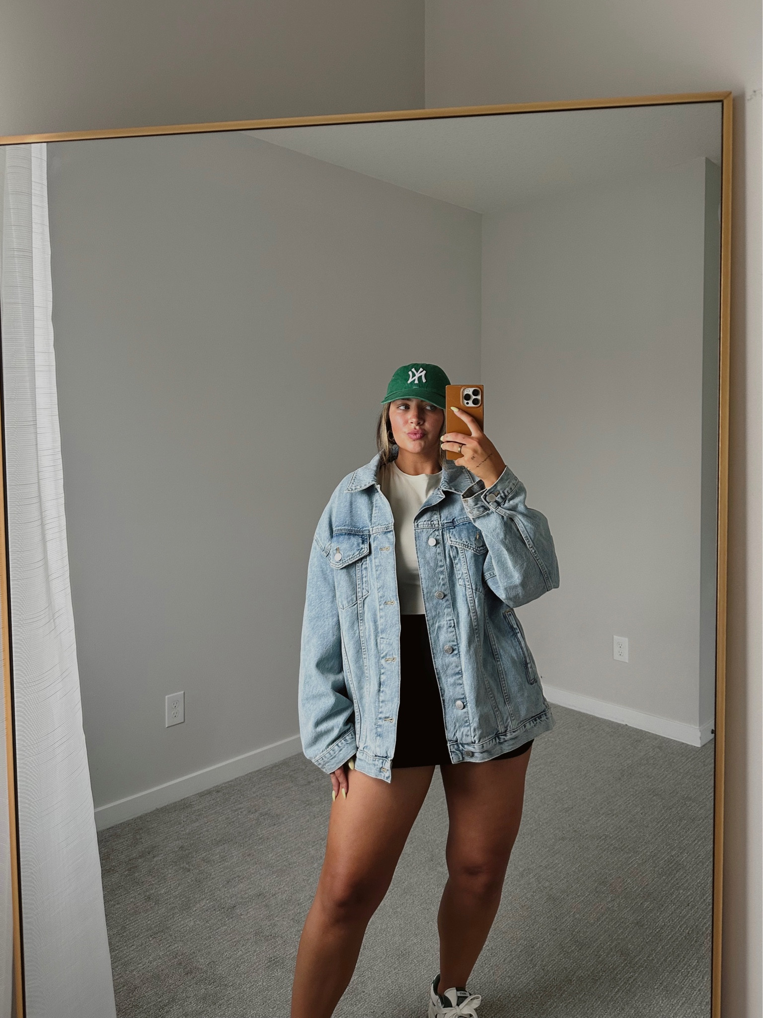 Easy outfit for baseball game, lunch, or headed to the market. My denim jacket is from Zara but I linked a similar one!
Abercrombie menswear skirt skort- L
Oversized denim jacket- Large
Skims fits everybody short sleeve- Small
Phone case- Flaunt 

#LTKmidsize #LTKcurves #LTKstyletip