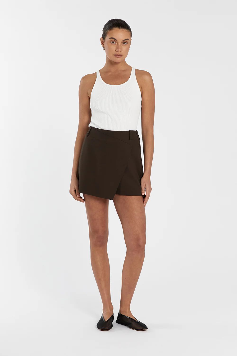 JULIE BITTER CHOC TAILORED SKORT | DISSH