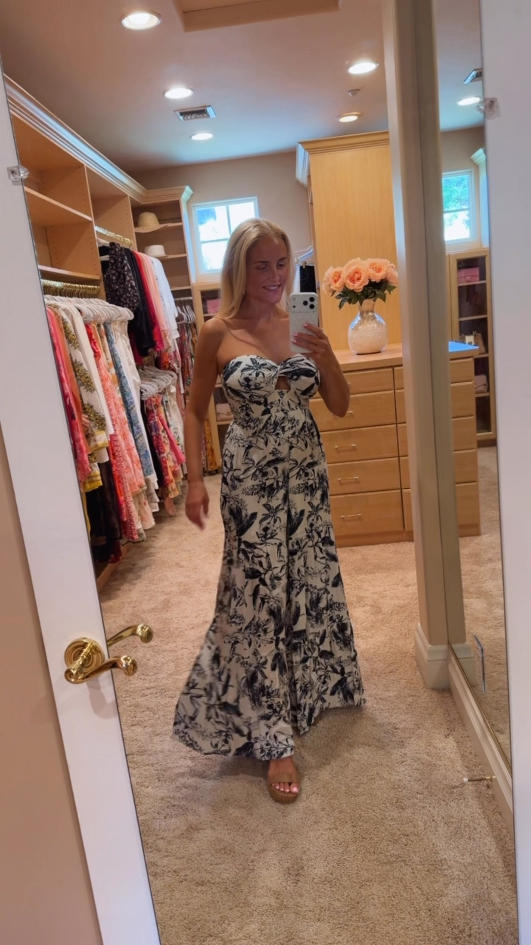 The cutest navy and cream toile jumpsuit. Love the wide legs and smocked waist. Sooo comfy. Use code LOVINGLIFE for 40% off.

#LTKdayinmylife #LTKgrwm #LTKootd
