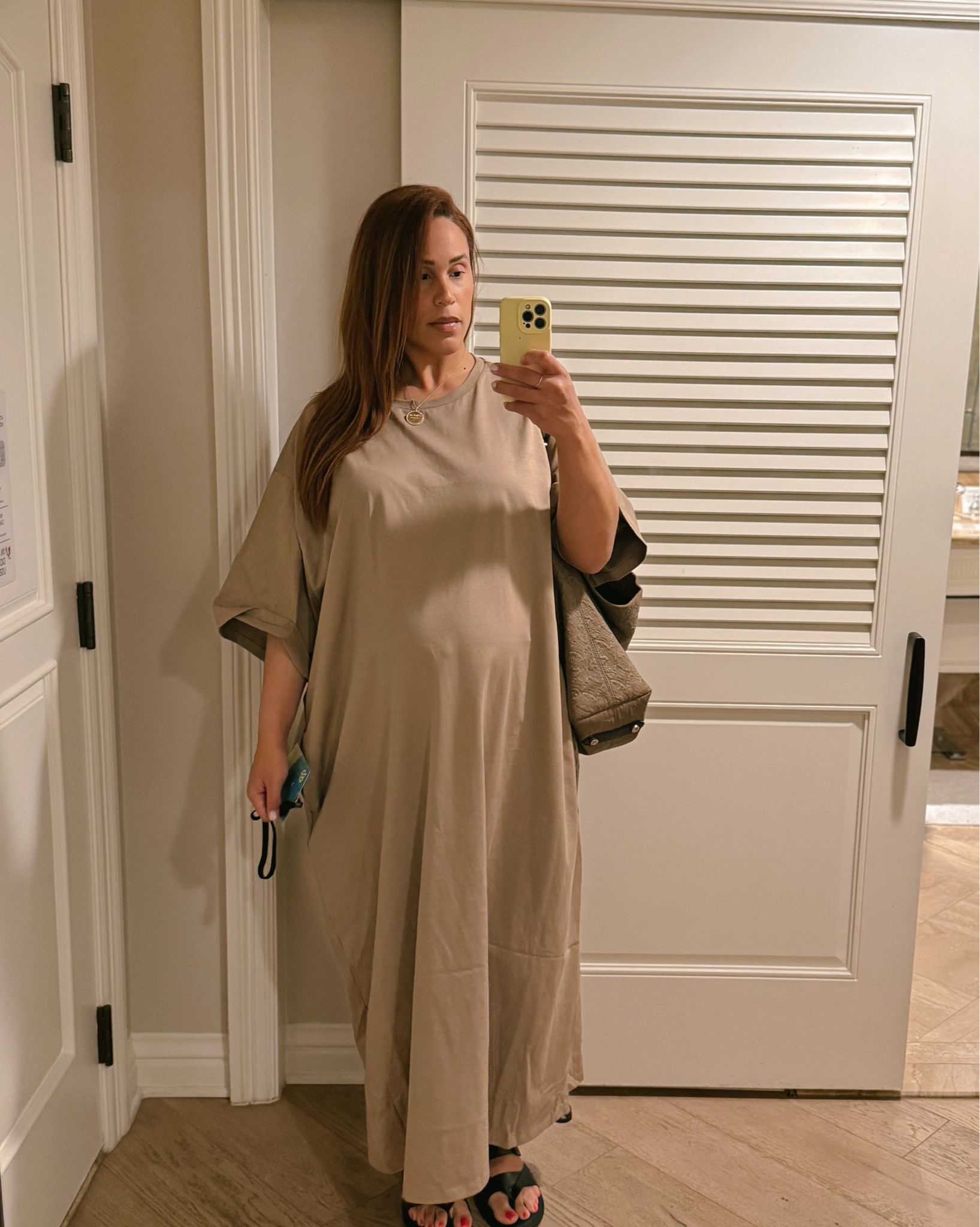Non-maternity dress that’s perfect for pregnancy and selling out fast. Especially for tall ladies 

Maternity
Pregnancy 
Pregnant belly
Maternity outfit
Maternity dress


#LTKmomlife #LTKTall #LTKBump