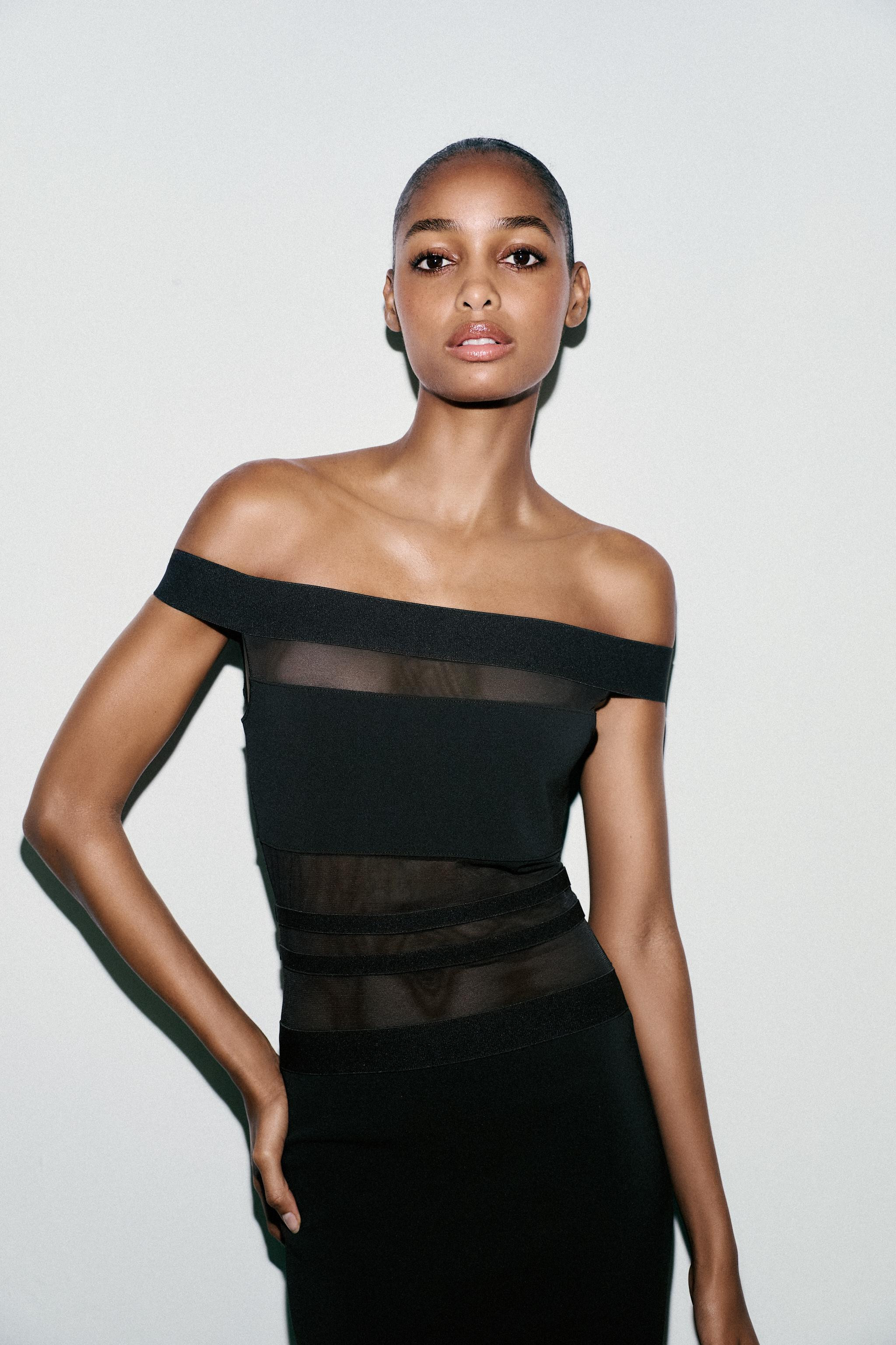 CONTRAST STRETCH DRESS | Zara UK