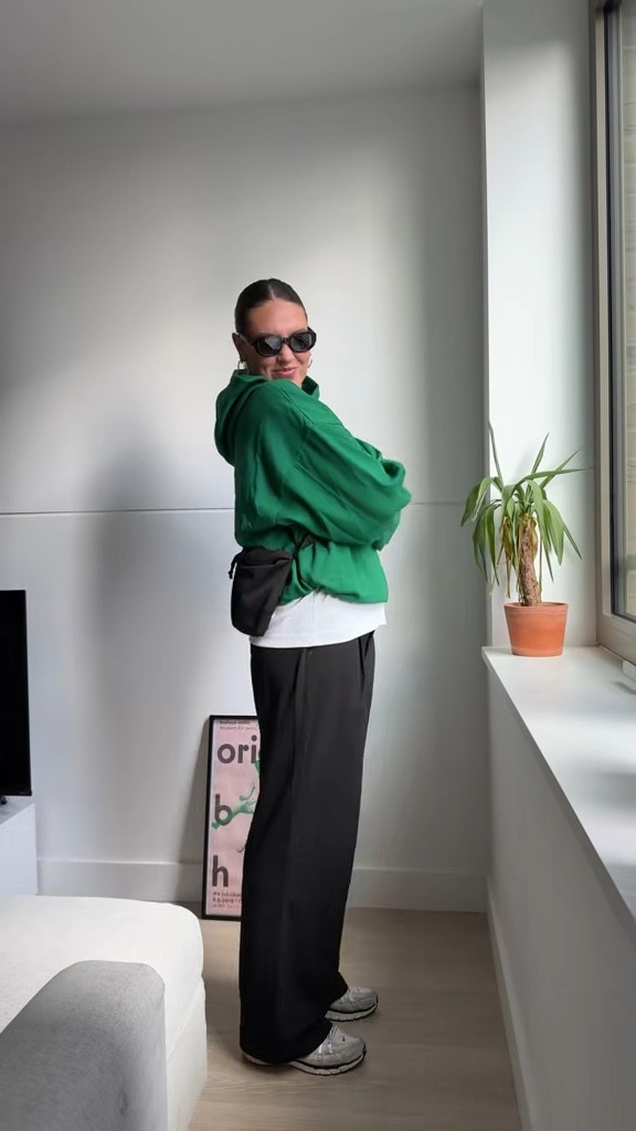 Baggy oversized tomboy outfit

#baggyoutfit #baggytrousers #suitpants #oversizedoutfit #oversizedstyle #tomboystyle #tomboyoutfit #asosoutfit

#LTKwinter #LTKuk #LTKeurope