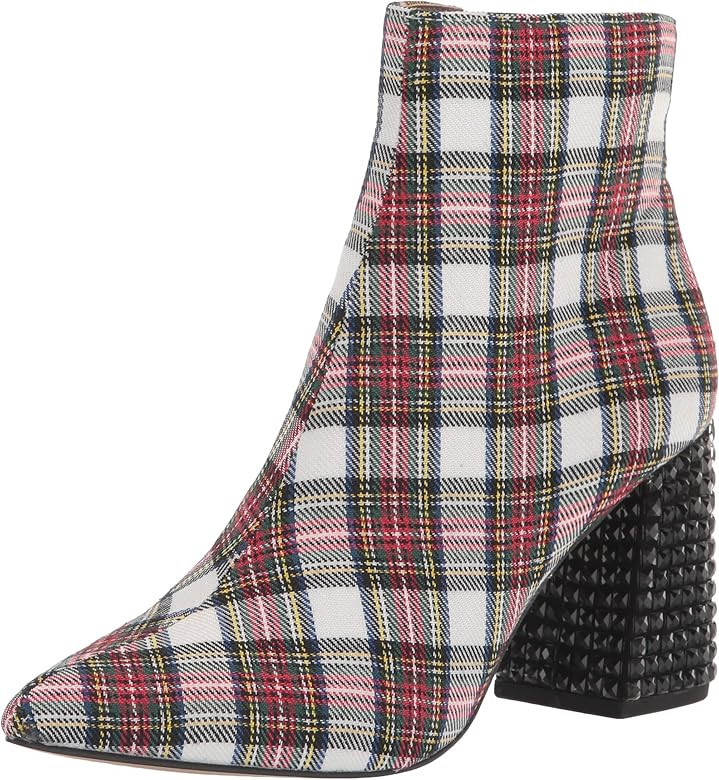 Betsey Johnson Women's Kassie Ankle Boot | Amazon (US)